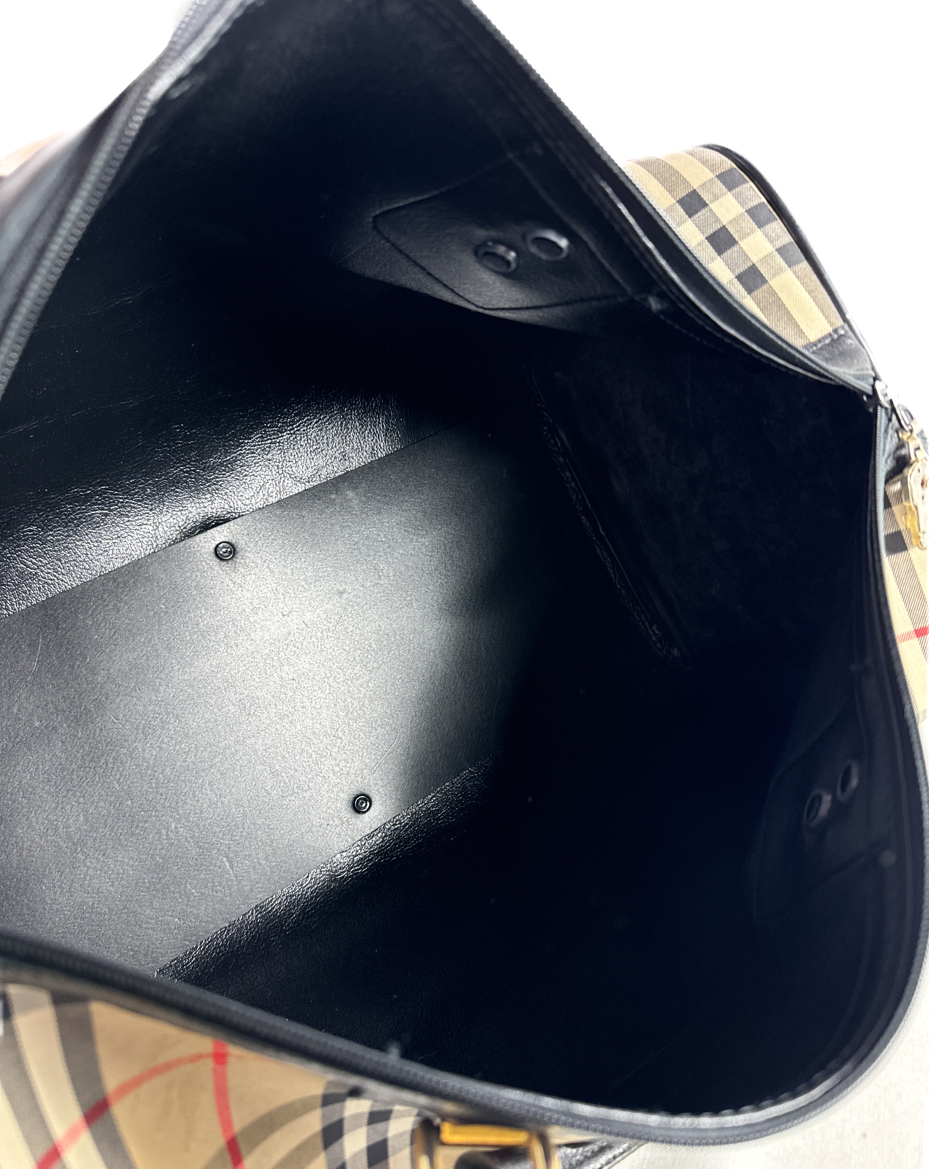 Burberrys vintage nova check travel bag **as is**