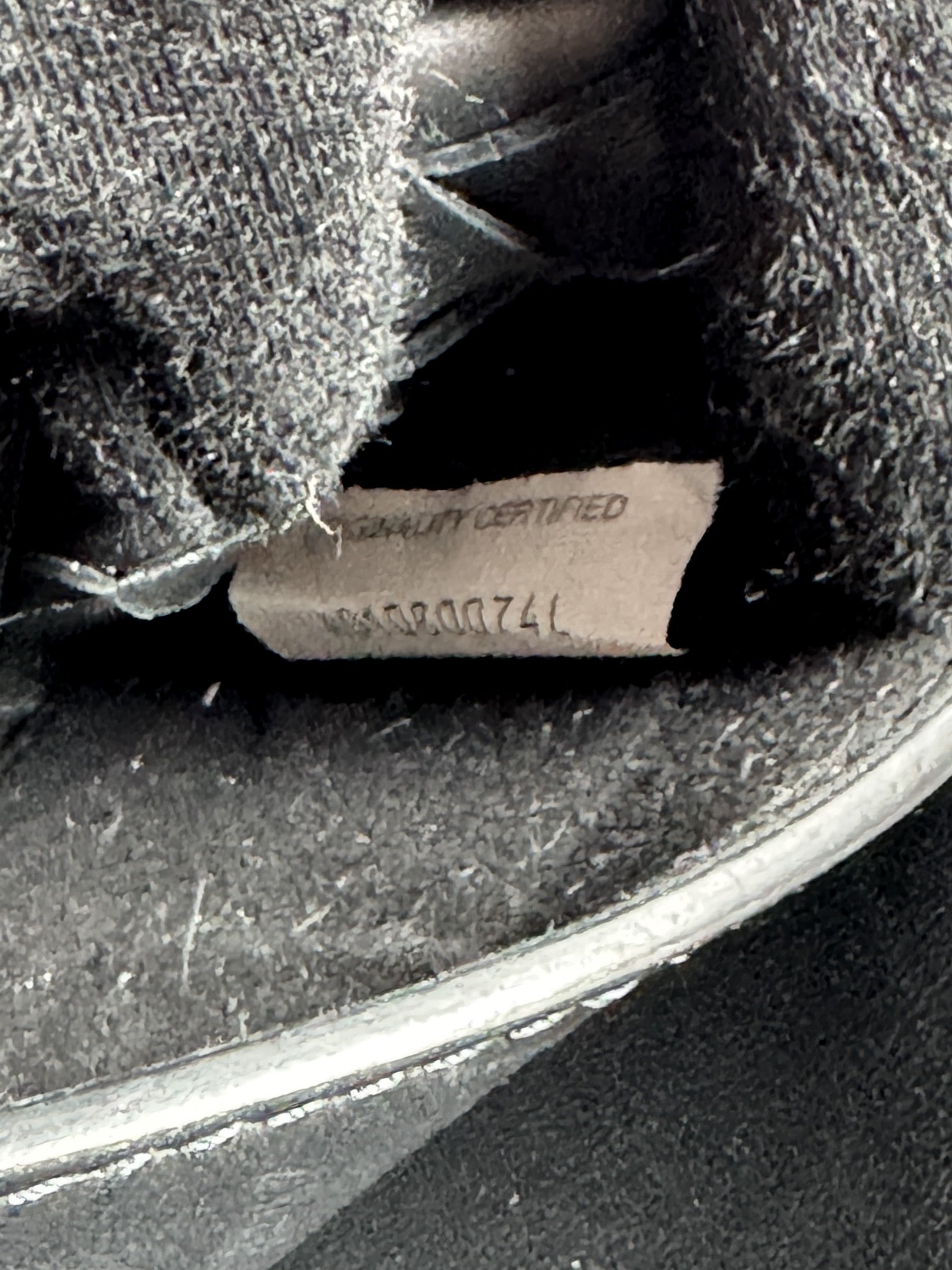 Bottega Veneta black Andiamo small tote A01080074L