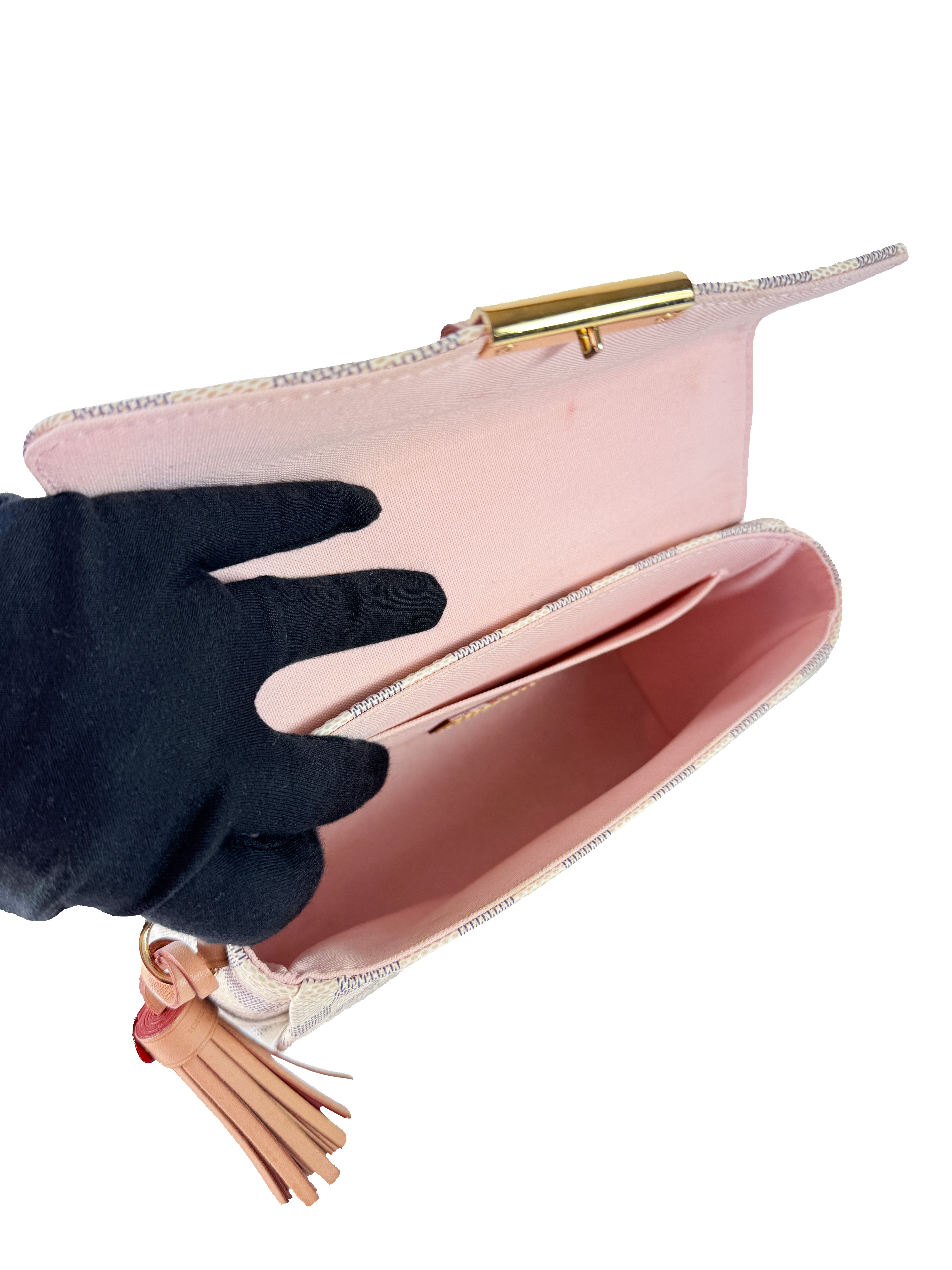 Louis Vuitton damier azur Croisette NFC