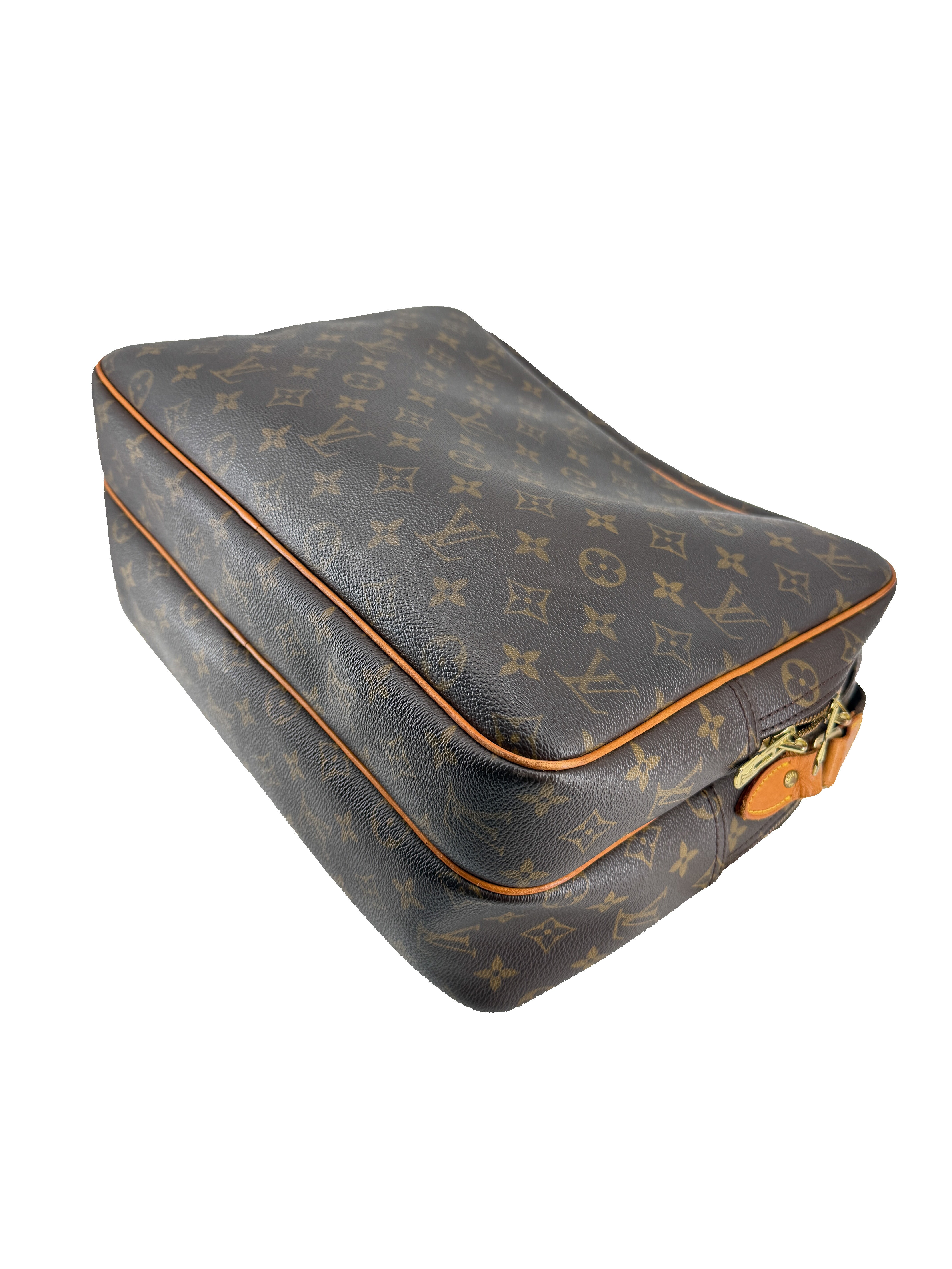 Louis Vuitton monogram Reporter GM SP0040