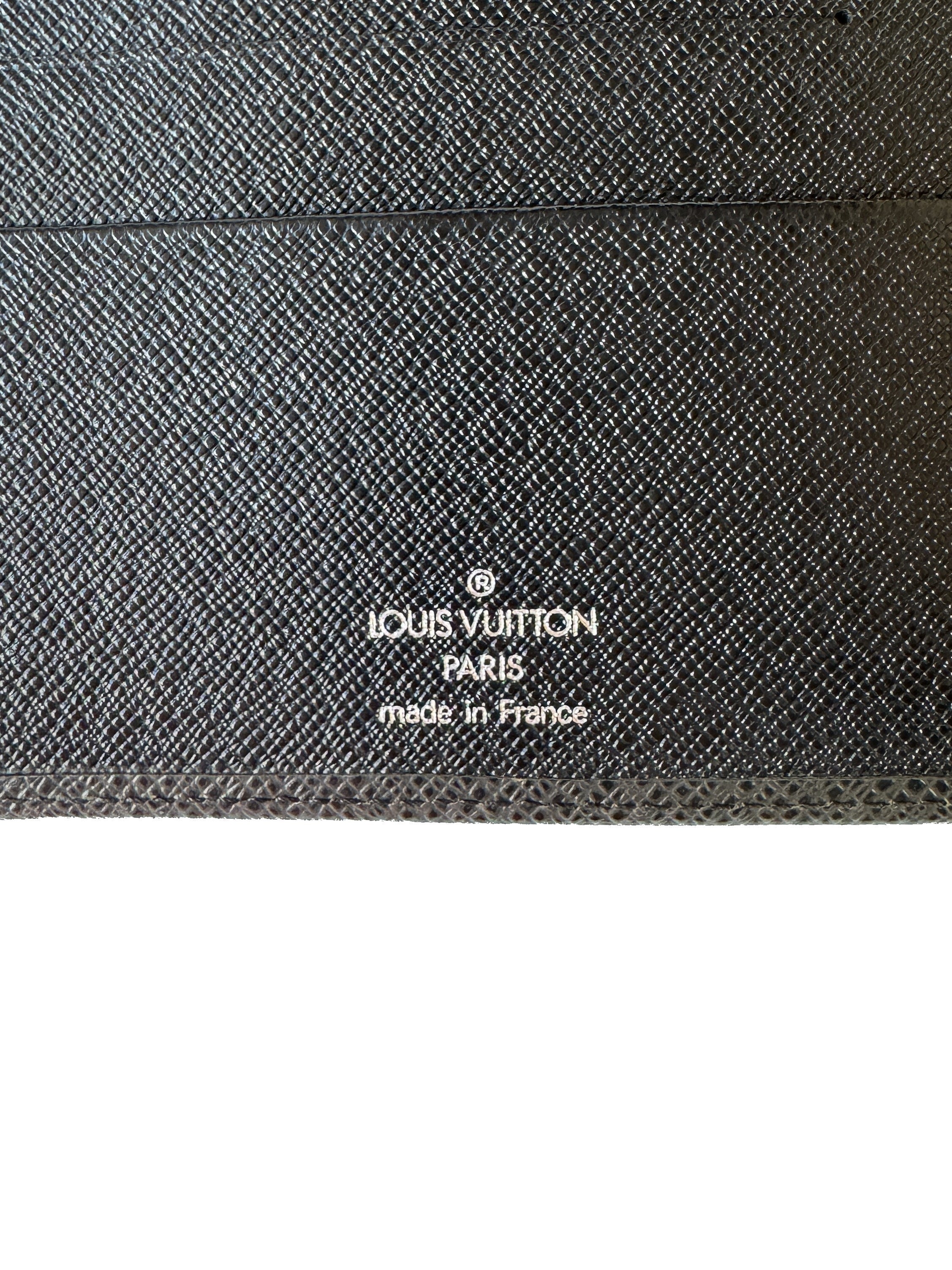 Louis Vuitton black Taiga leather agenda MM SP0033