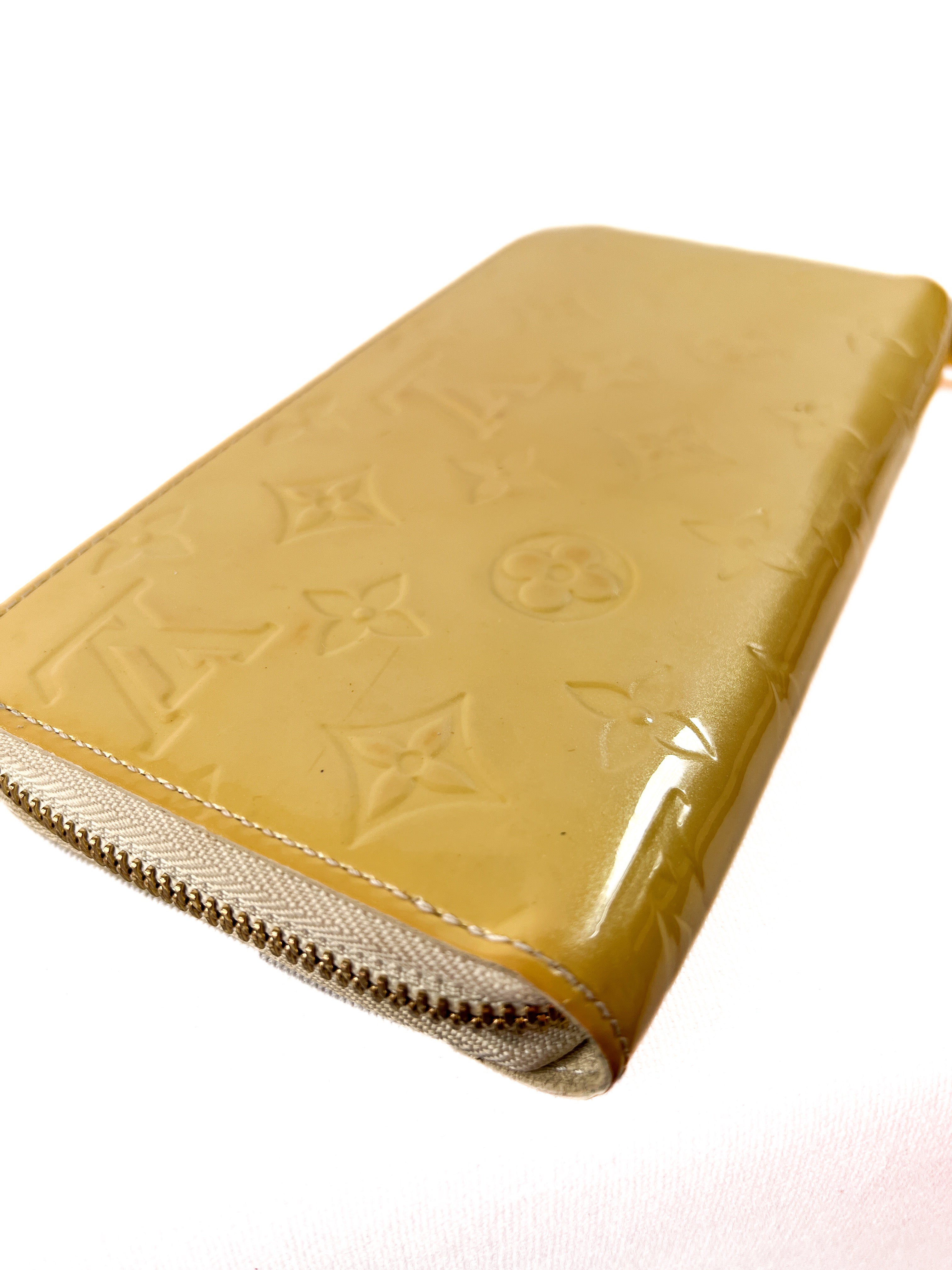 Louis Vuitton vernis zippy wallet SP5102