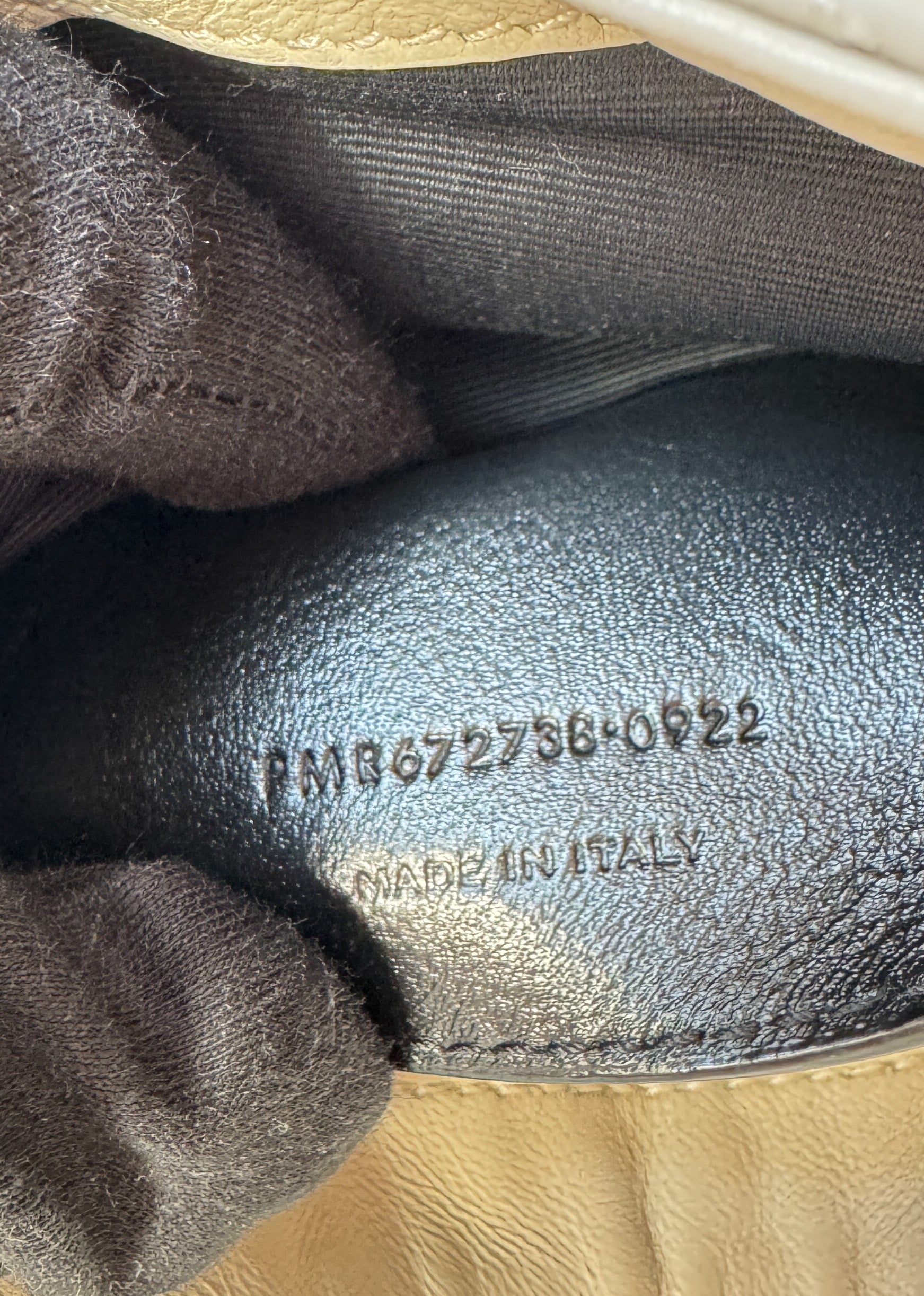 Saint Laurent white mini Nolita PMR 67236-0922