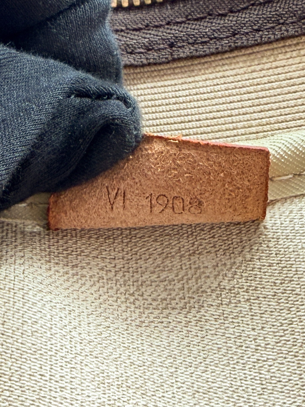 Louis Vuitton monogram Deauville VI1908