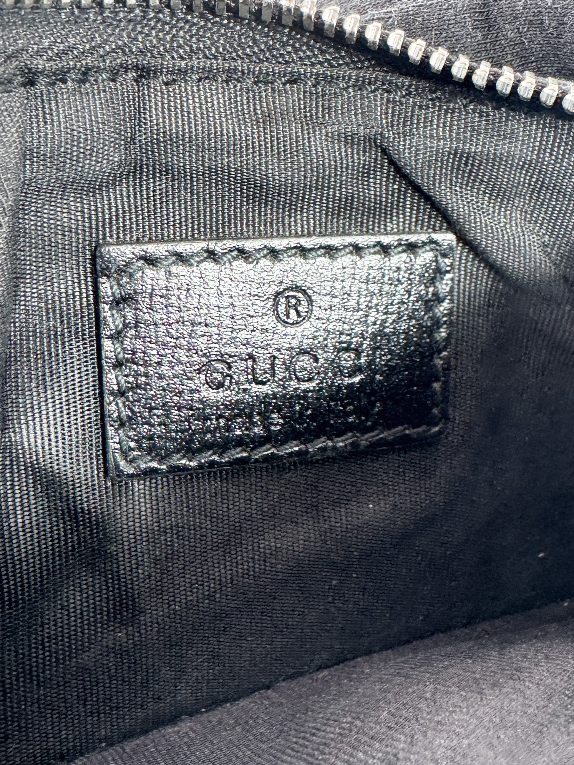 Gucci GG Supreme Monogram Azalea Calfskin Retro Interlocking G Coin Case Card Holder Black 697717.496085