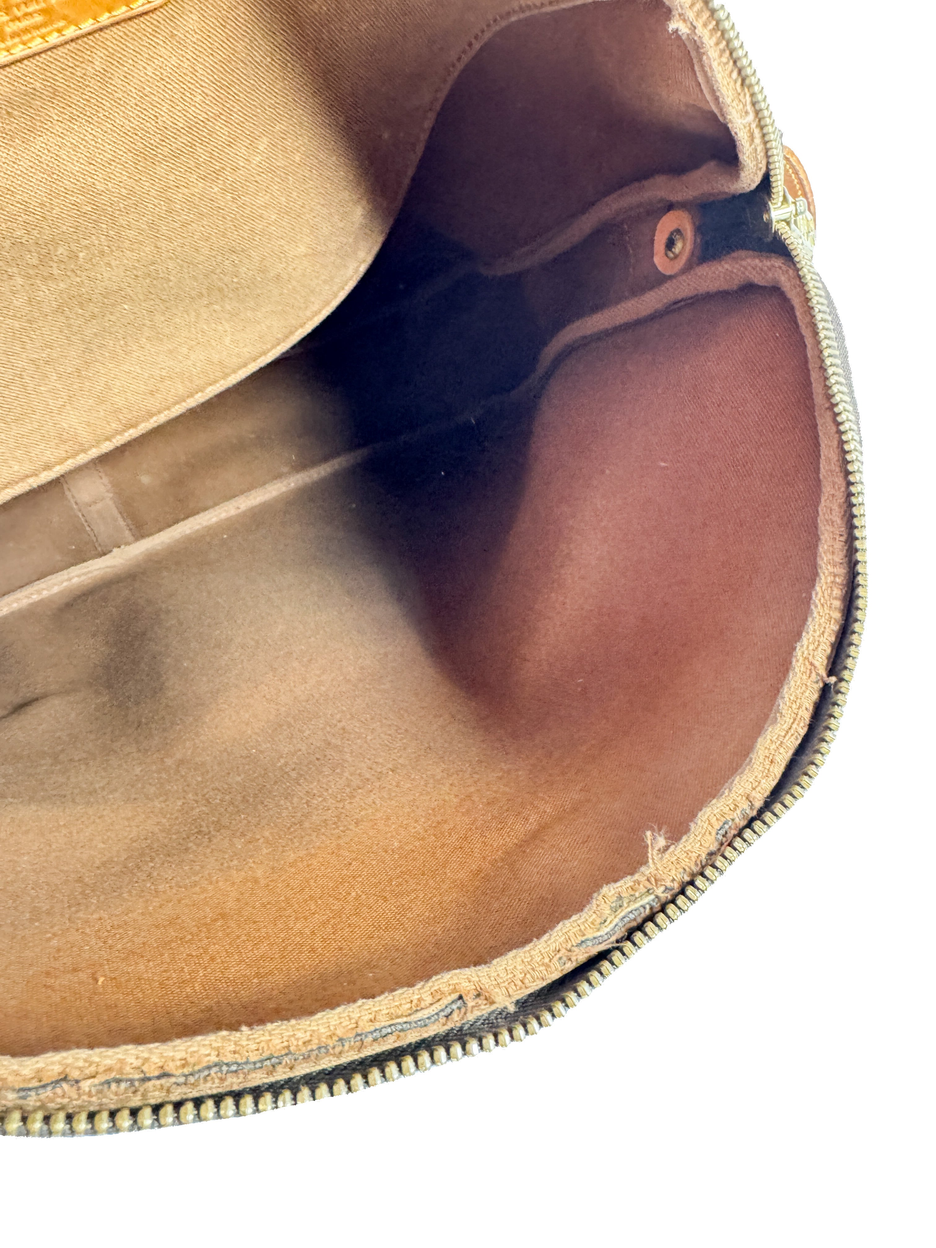 Louis Vuitton monogram Ballad bag 8901A2