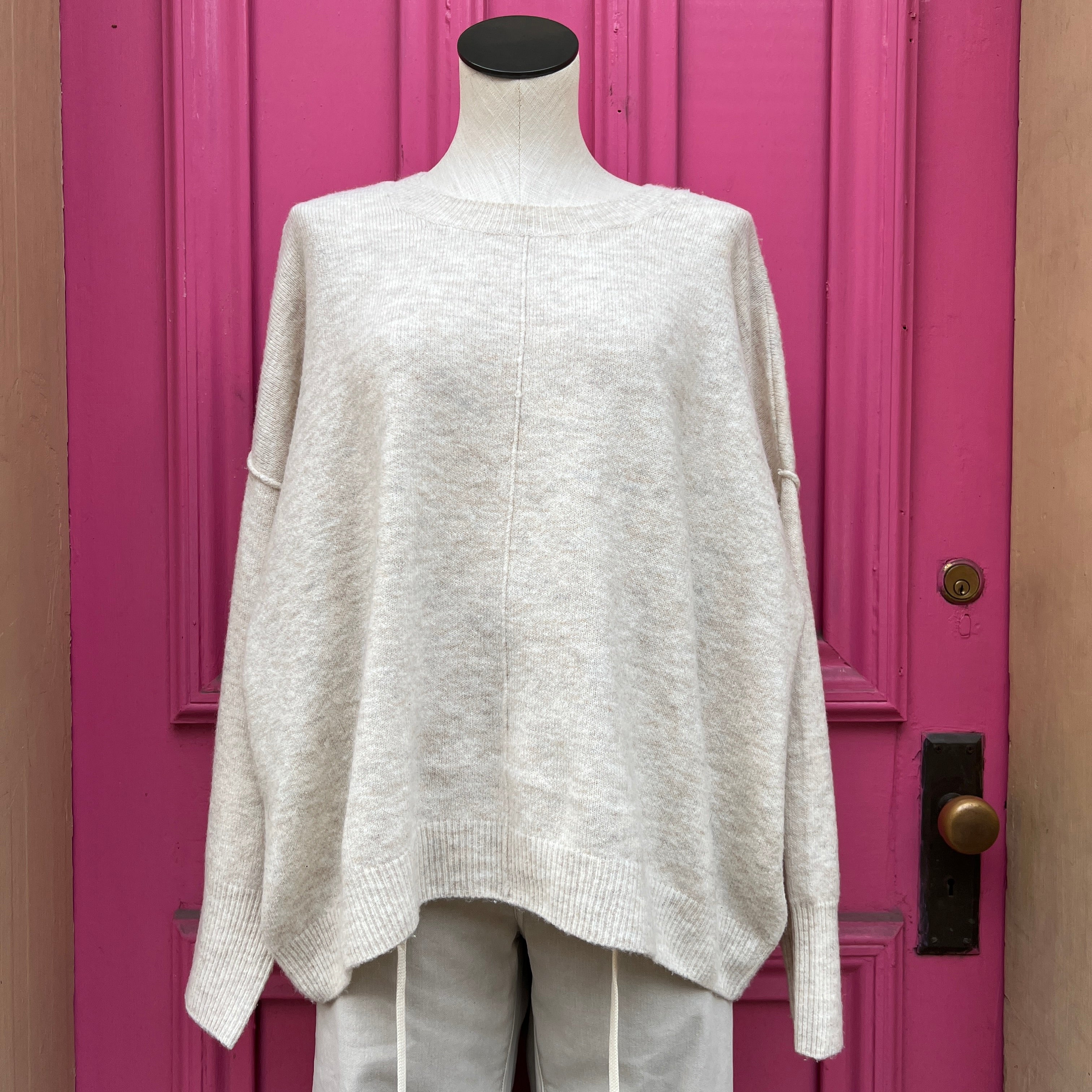 Vince Camuto cream sweater size XL