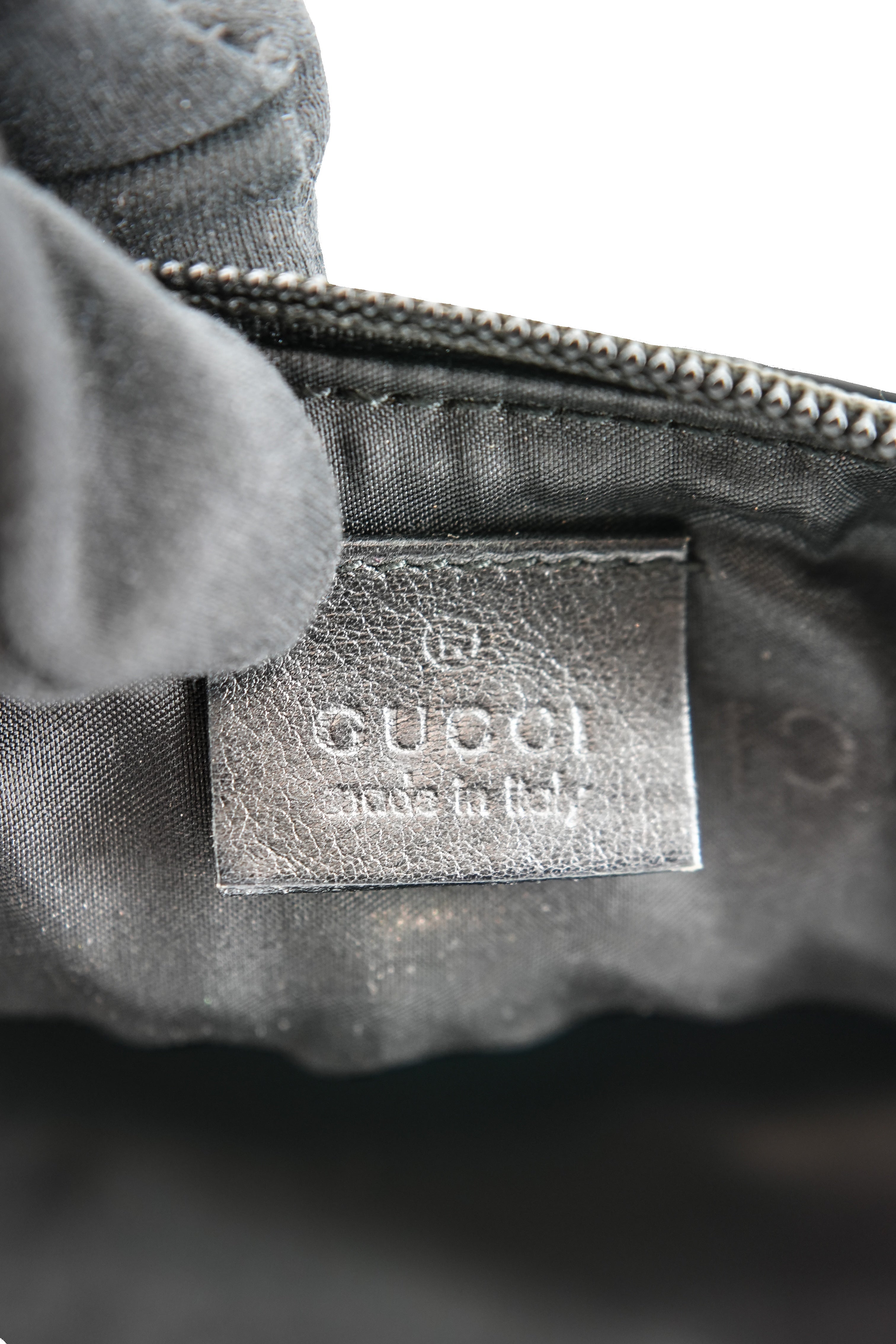 Gucci black leather mini vintage shoulder bag 039-1103-2123