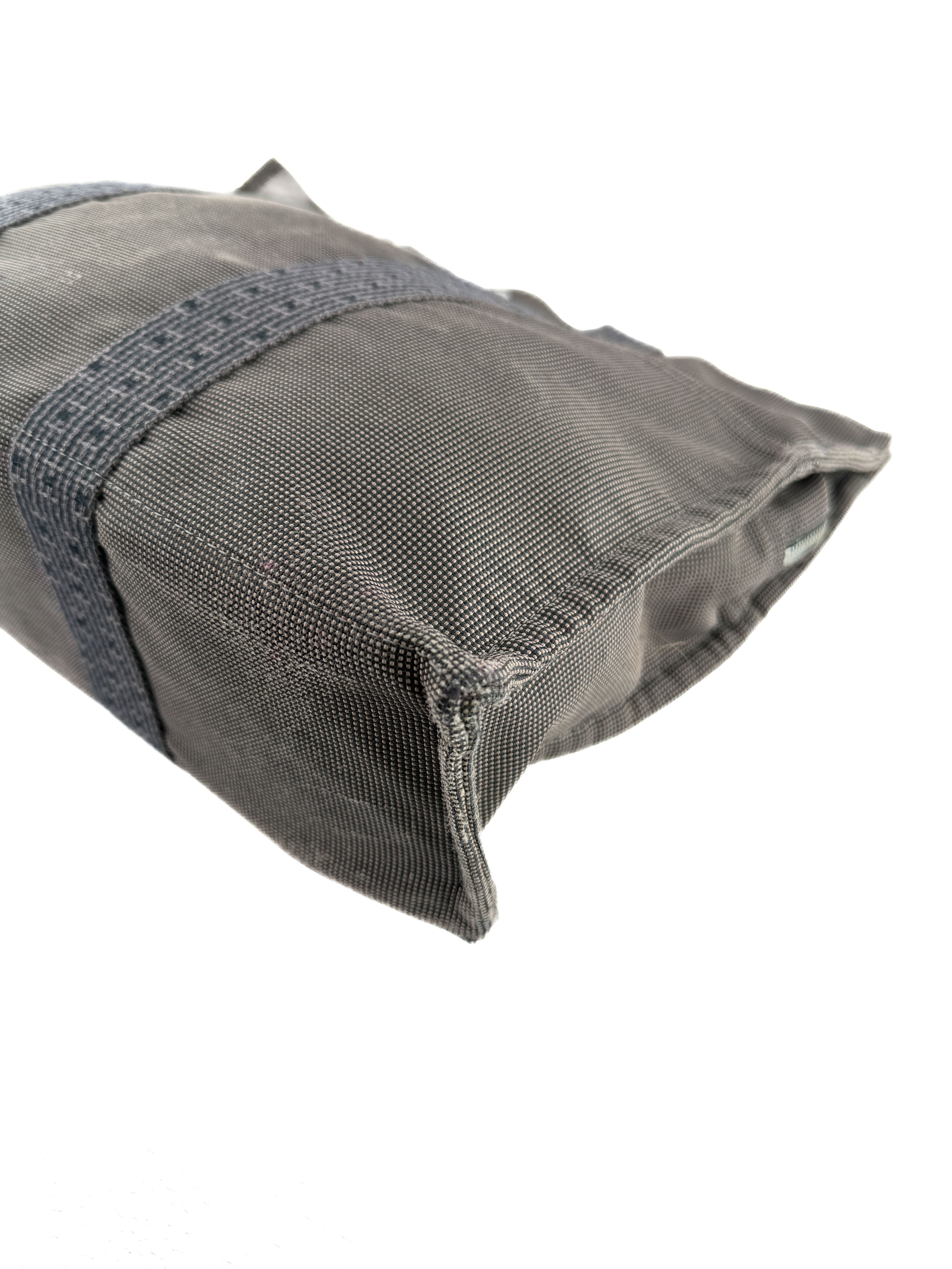 Hermès gray herline nylon tote MM