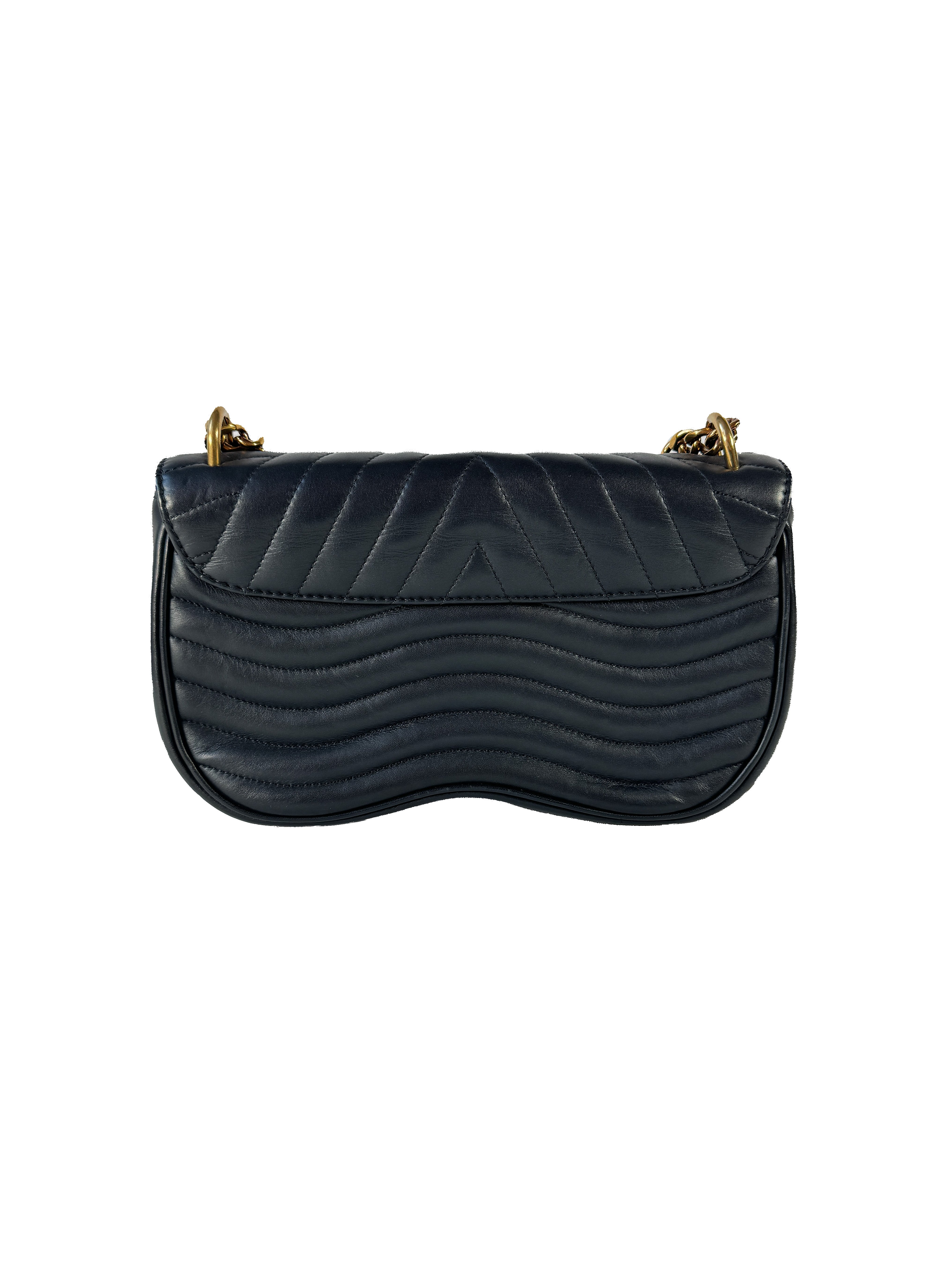 Louis Vuitton New wave Love Lock Chain MM NZ0129