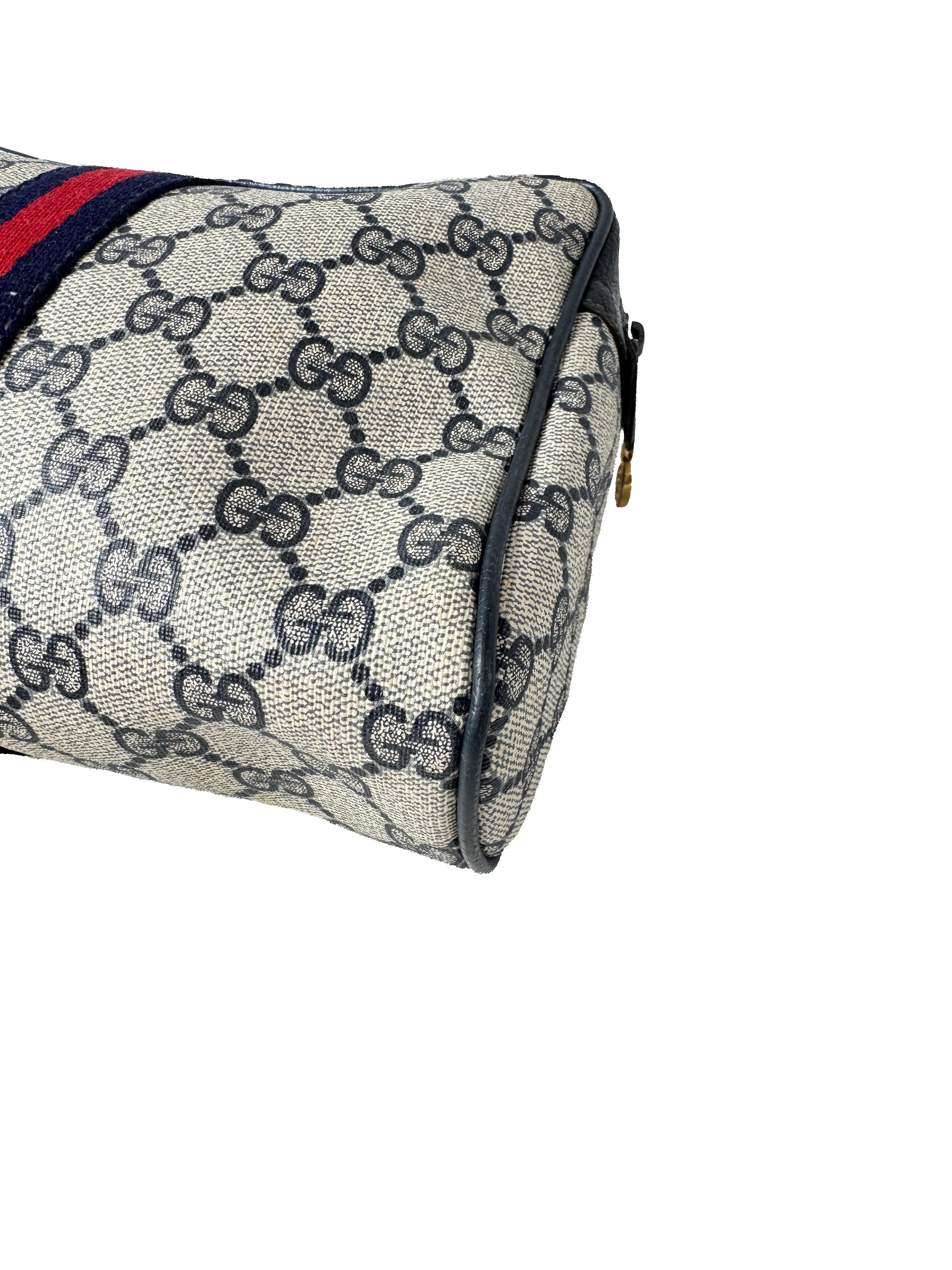 Gucci GG supreme sherry line vintage navy pouch 98.56.01.012