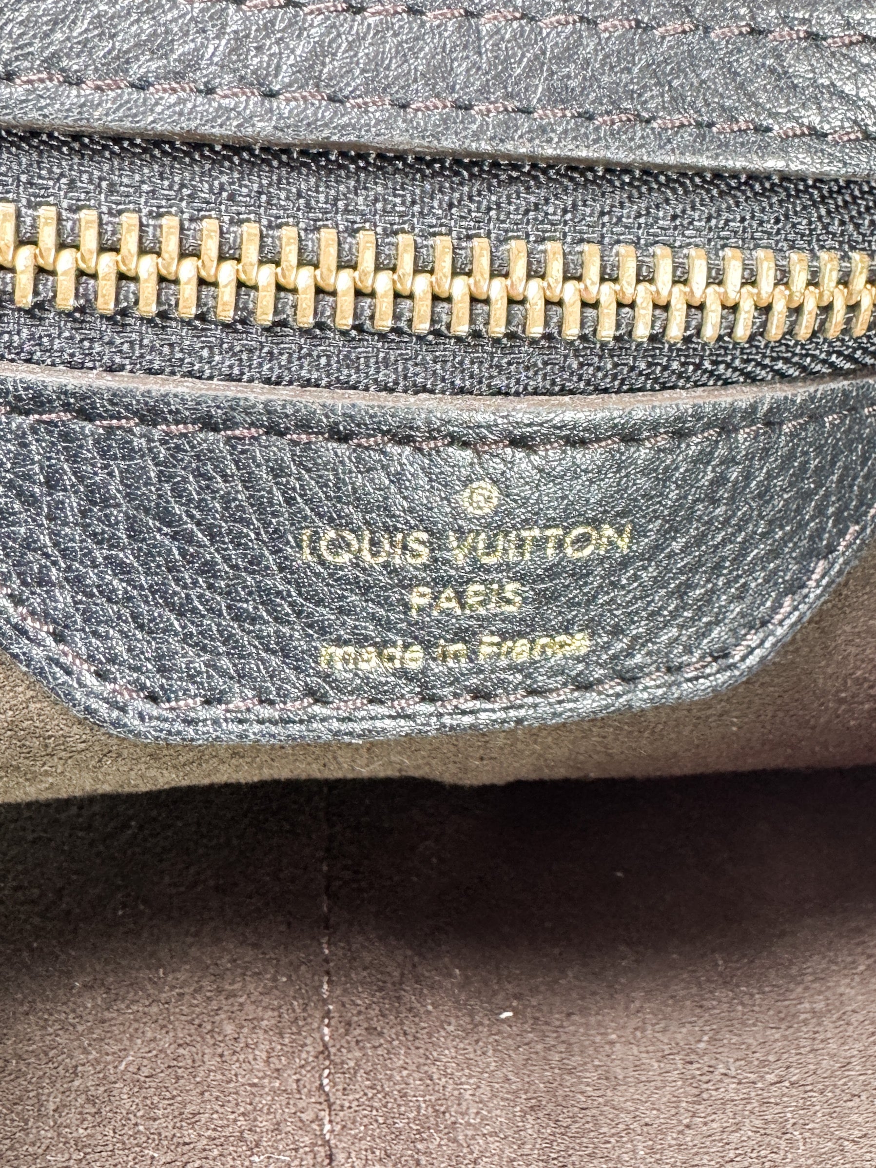 Louis Vuitton black/brown Mahina Selene PM TH0112