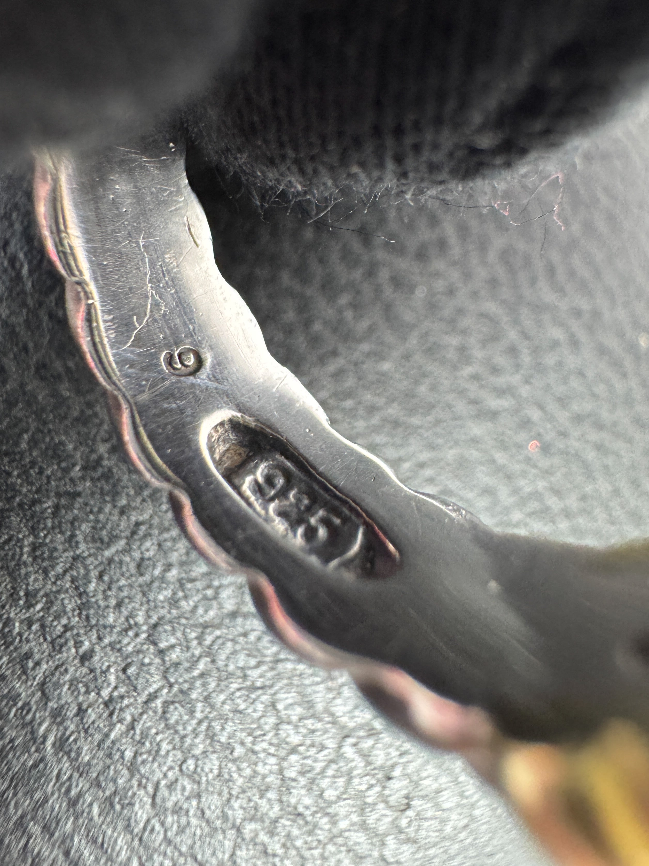 David Yurman Noblesse ring in sterling silver and 18k yellow gold with a pavé diamond