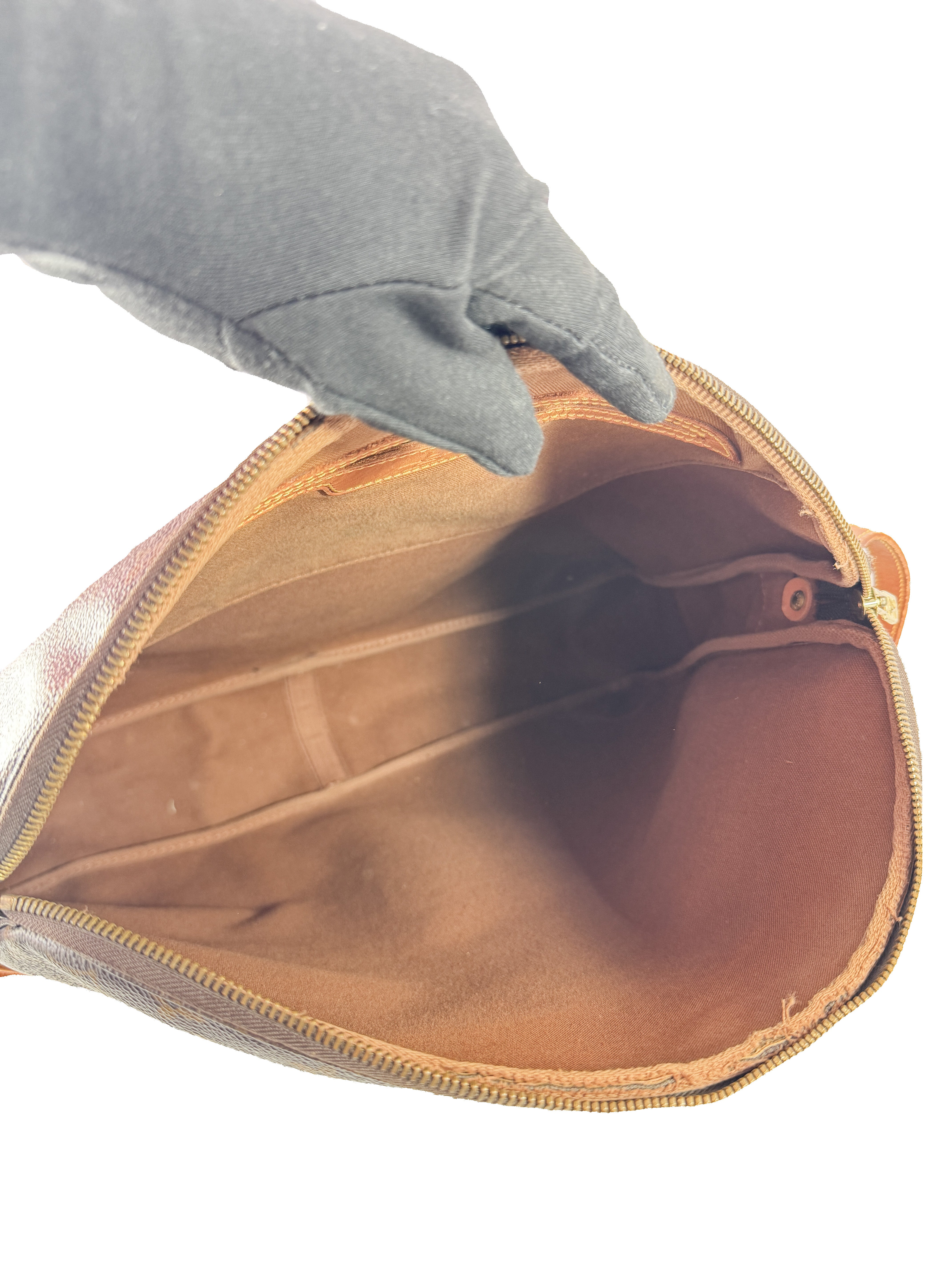 Louis Vuitton monogram Ballad bag 8901A2