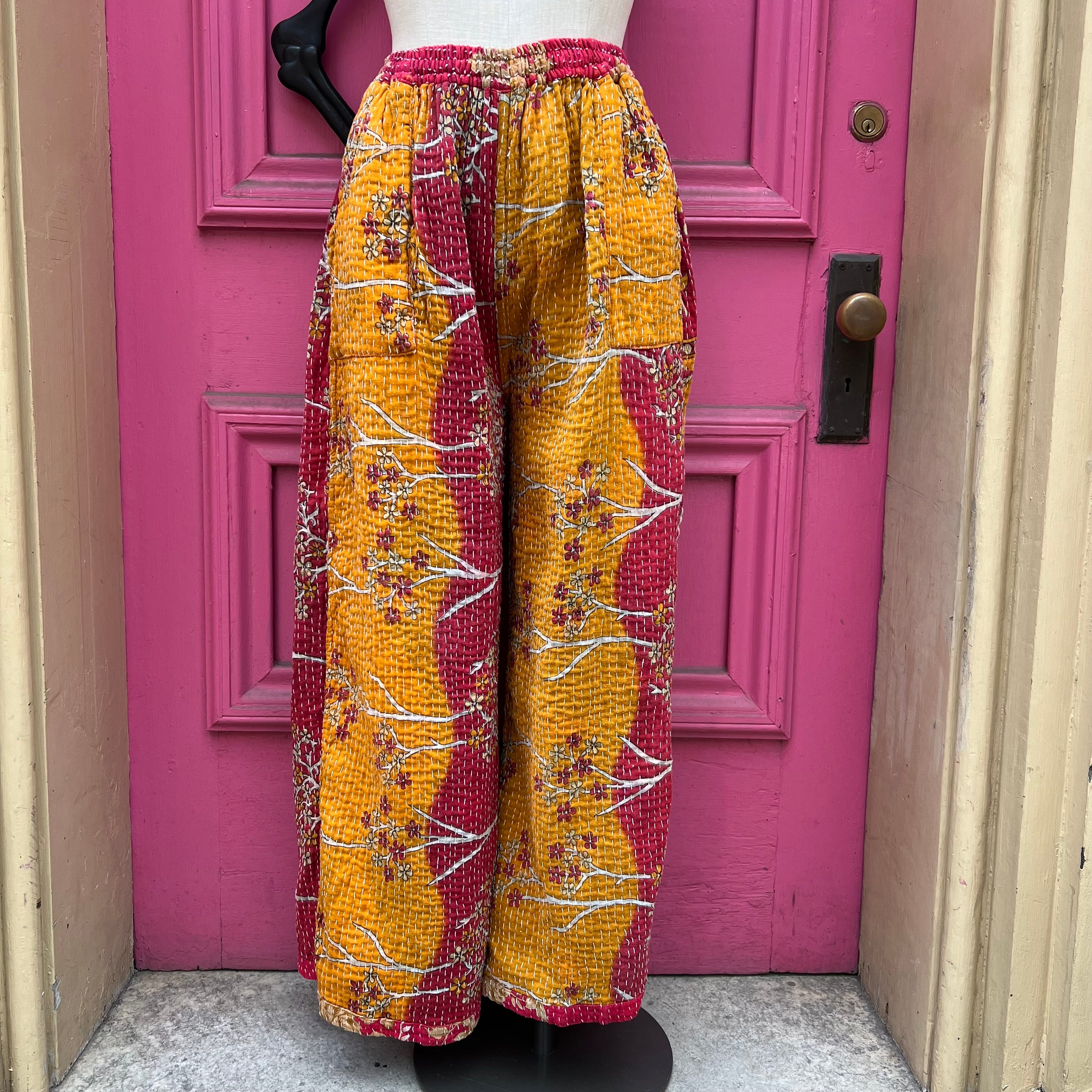Kantha Bae red reversible pants size M/L