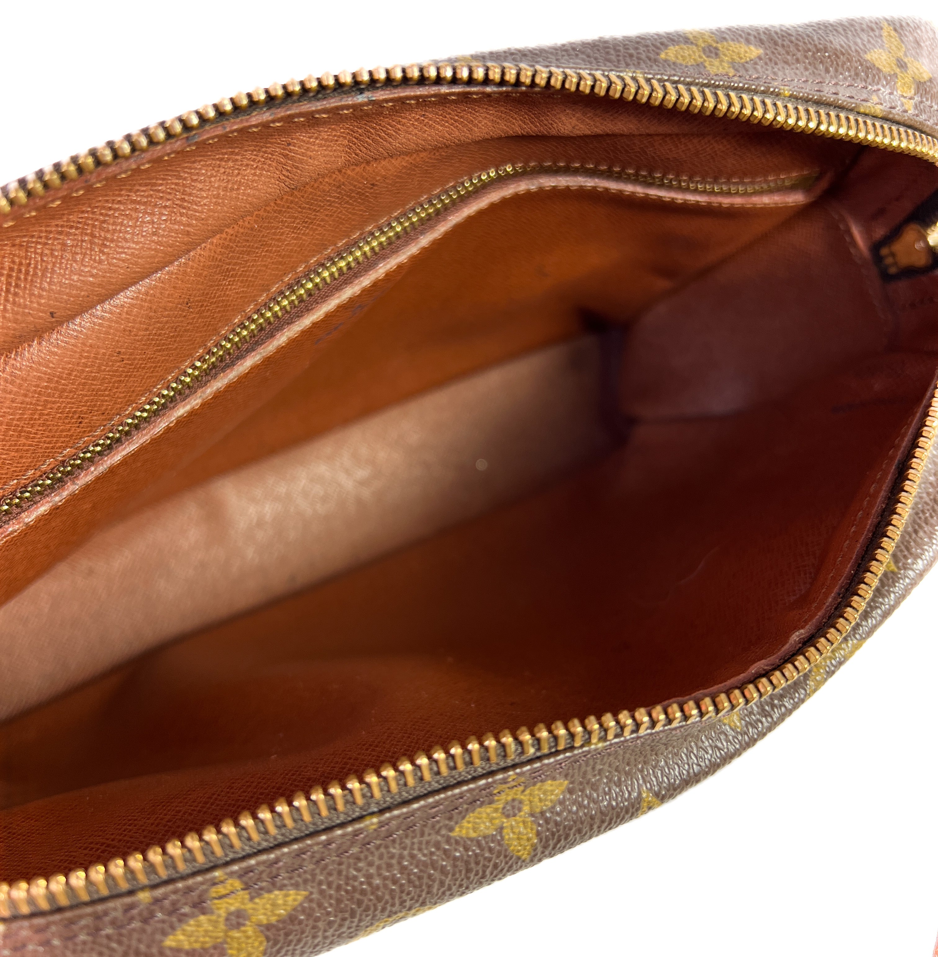 Louis Vuitton monogram trocadero 27 1990 crossbody