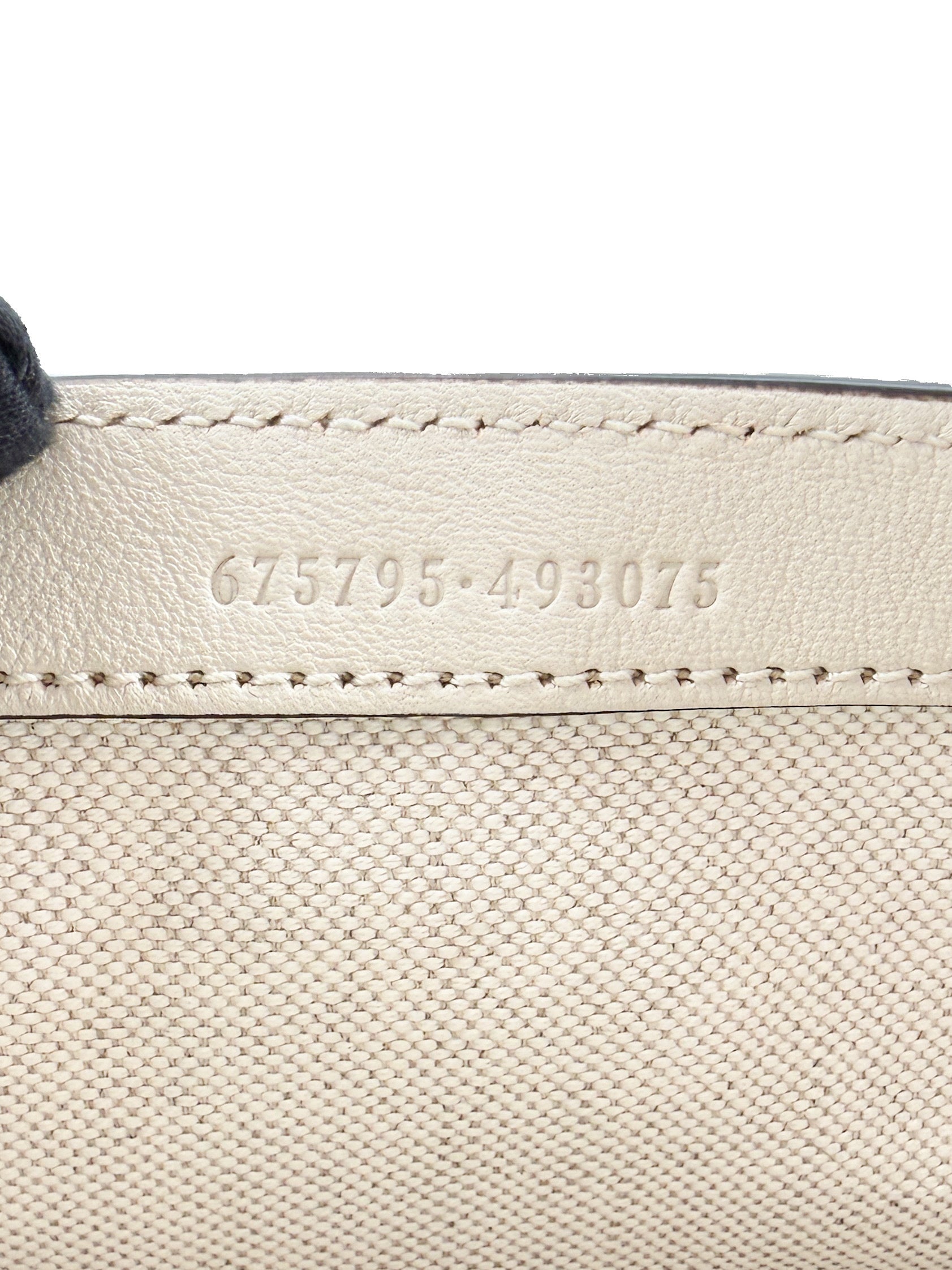 Gucci off white Diana mini shoulder bag 675795-493075