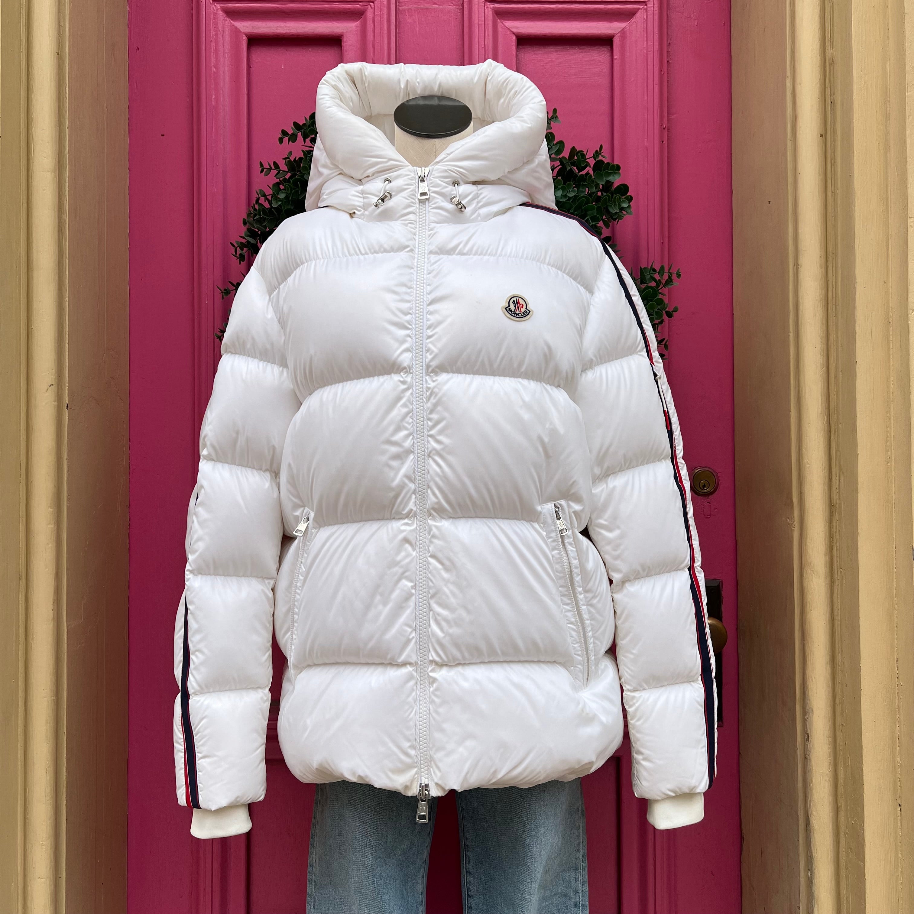 Moncler white Dincer Giubbotto jacket size XL (mens) **as is**