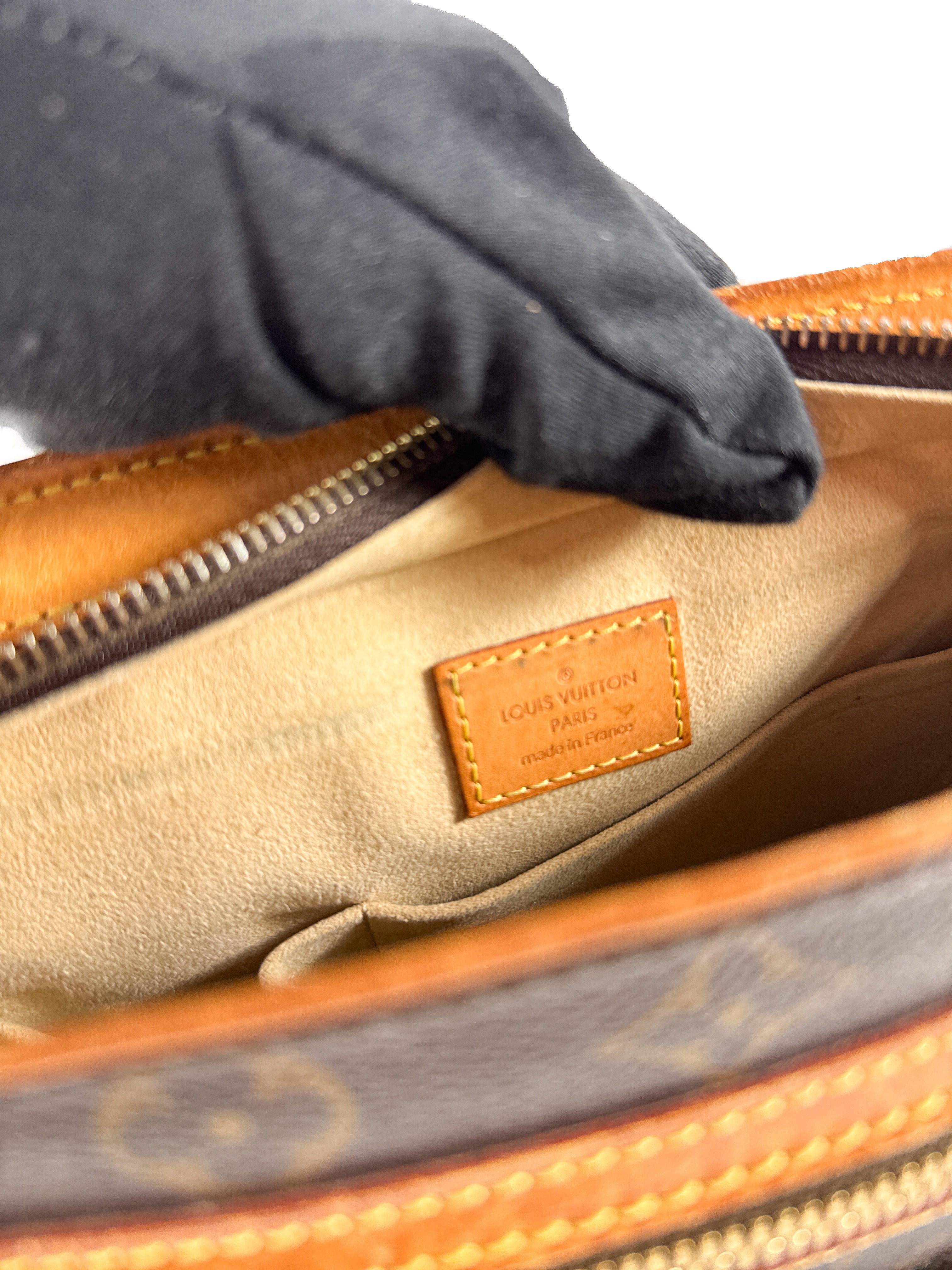 Louis Vuitton monogram Hudson GM VI1037