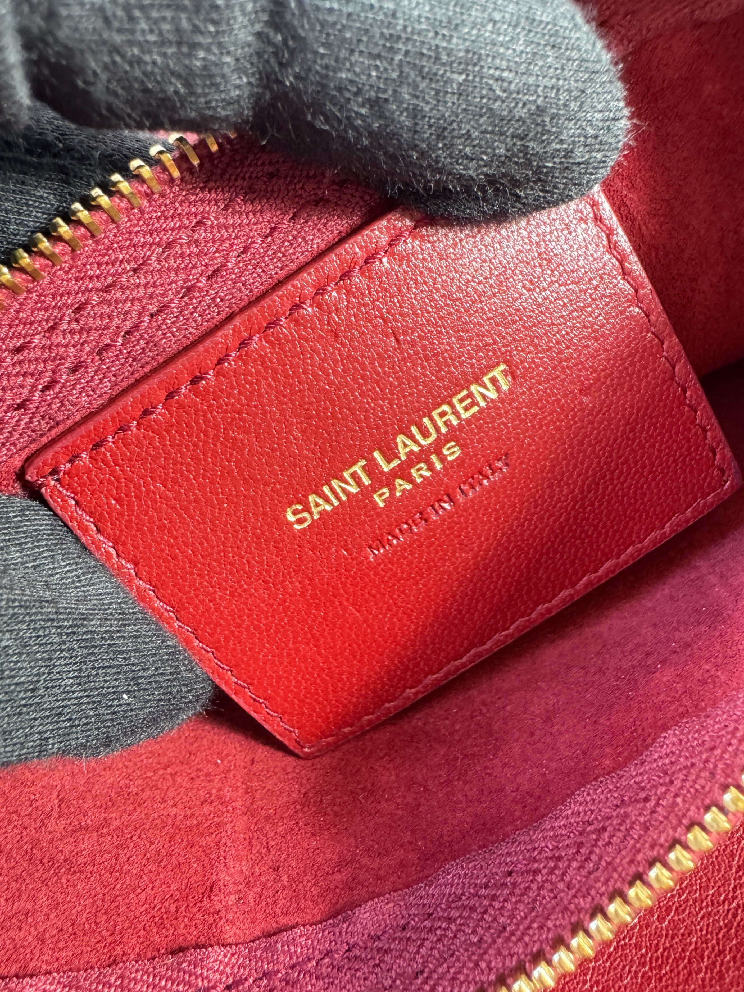 Saint Laurent red Suzanne chain strap shoulder bag 0720