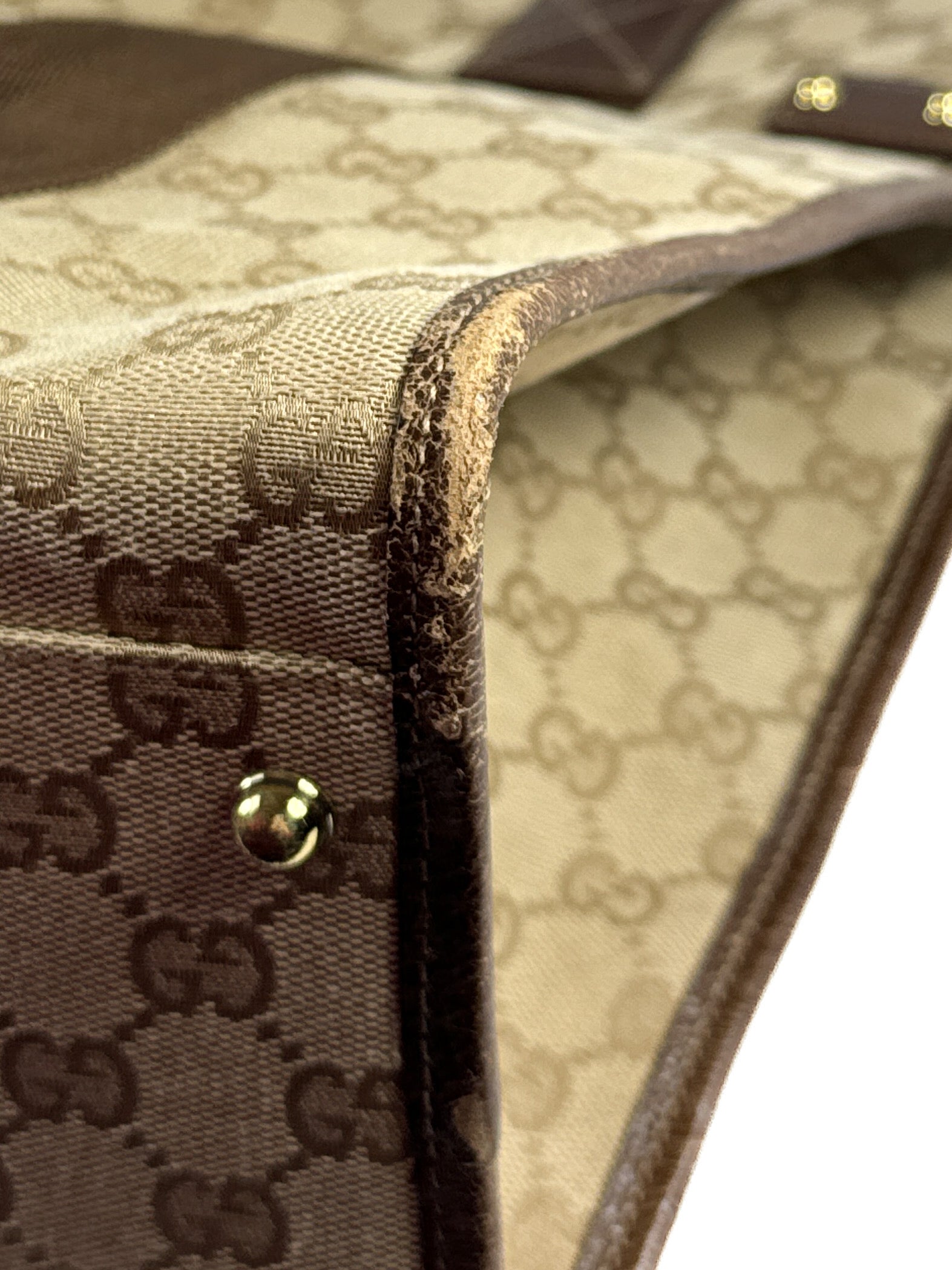 Gucci brown monogram vertical tote 214397