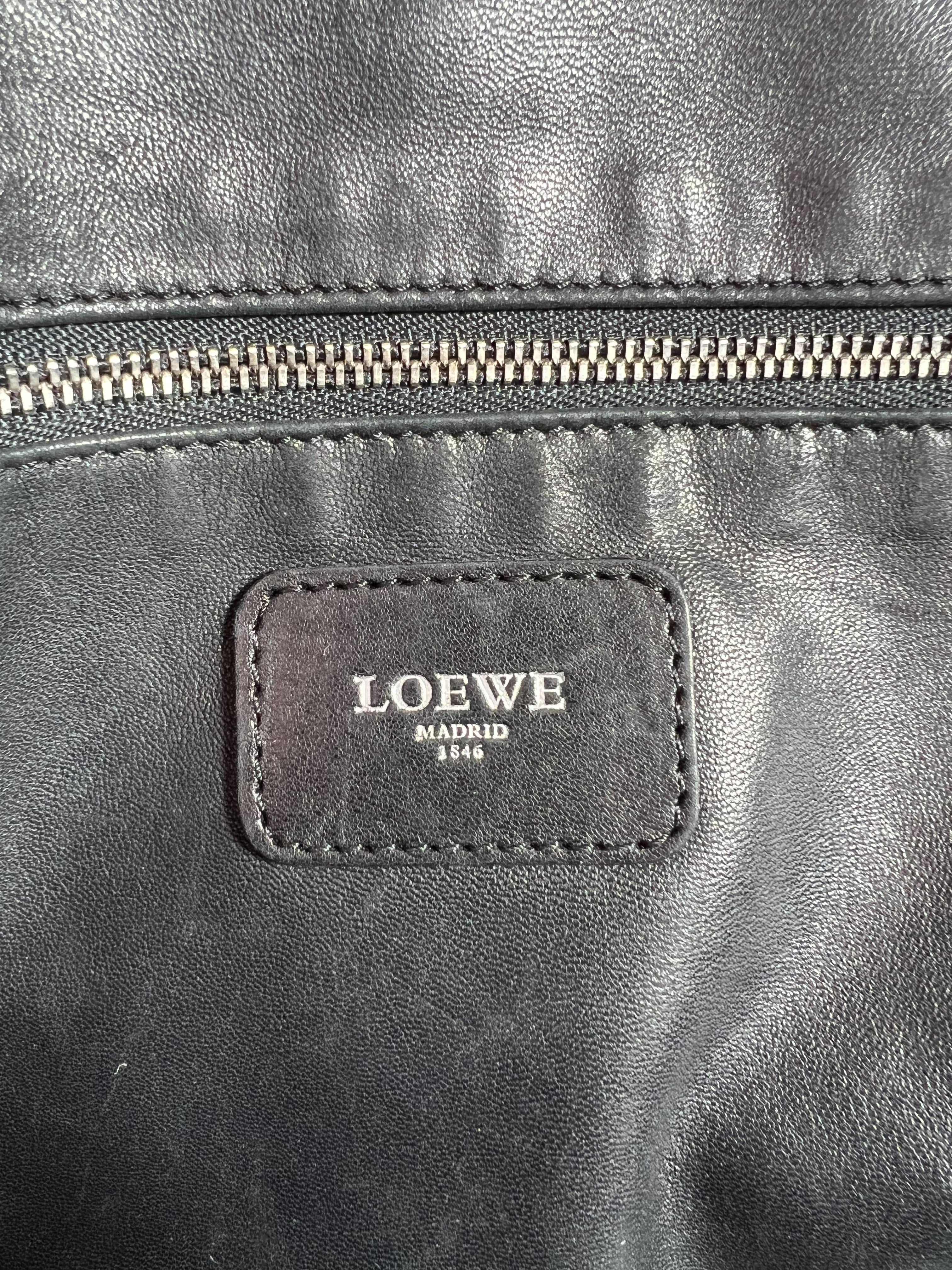 Loewe black anagram Amazona 36 01.11.09