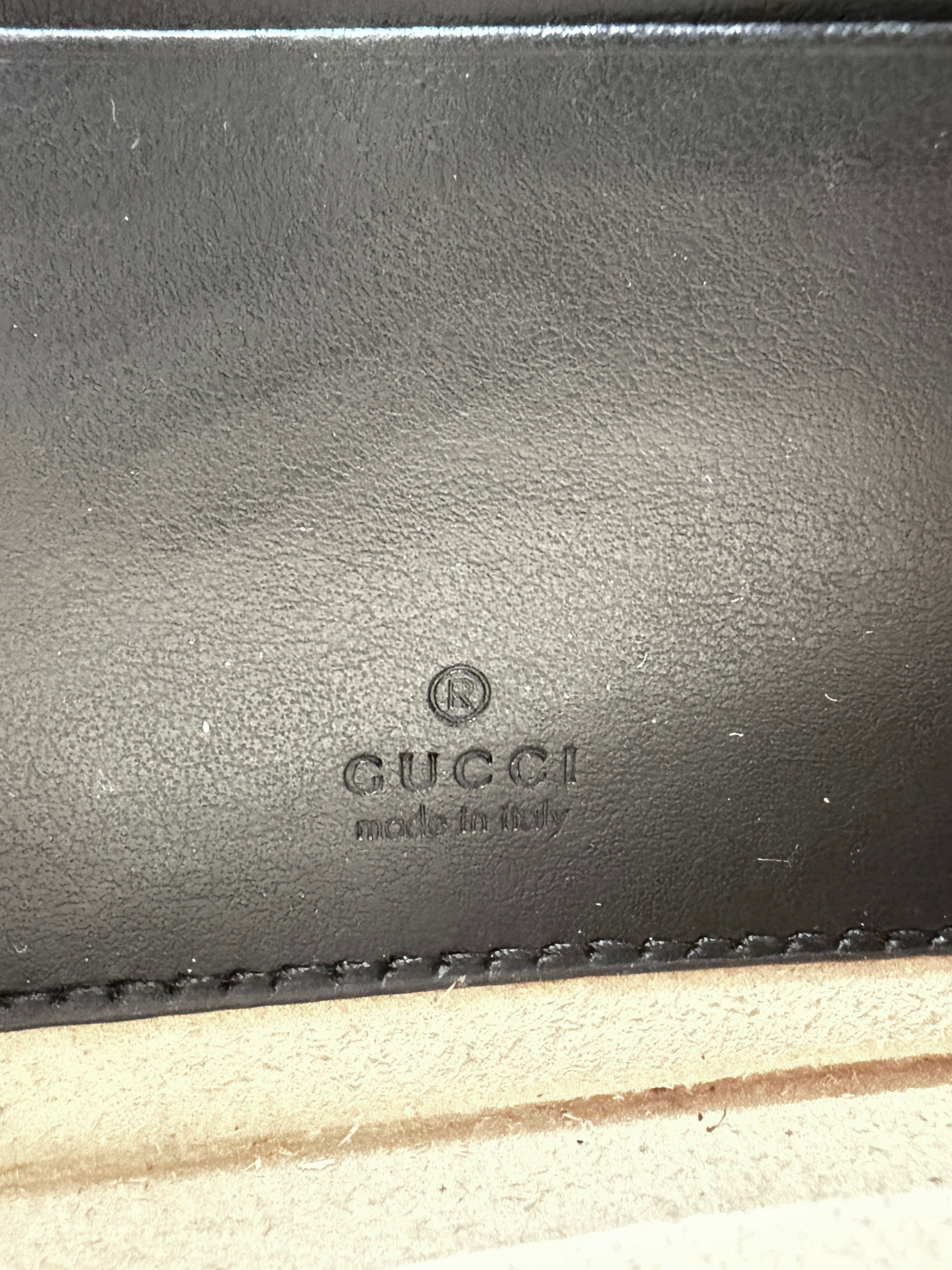 Gucci black Marmont small crossbody w/ white cardholder 751526-493075