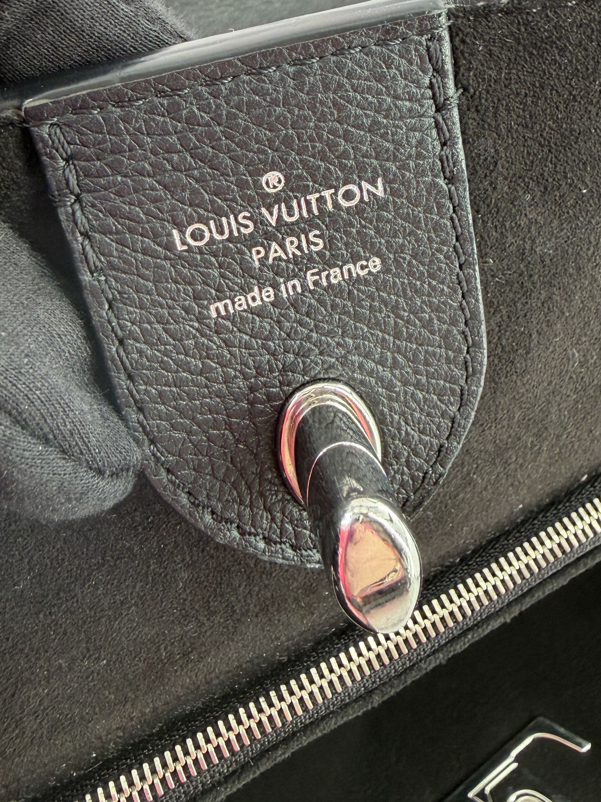 Louis Vuitton black leather LockMe tote FL0260