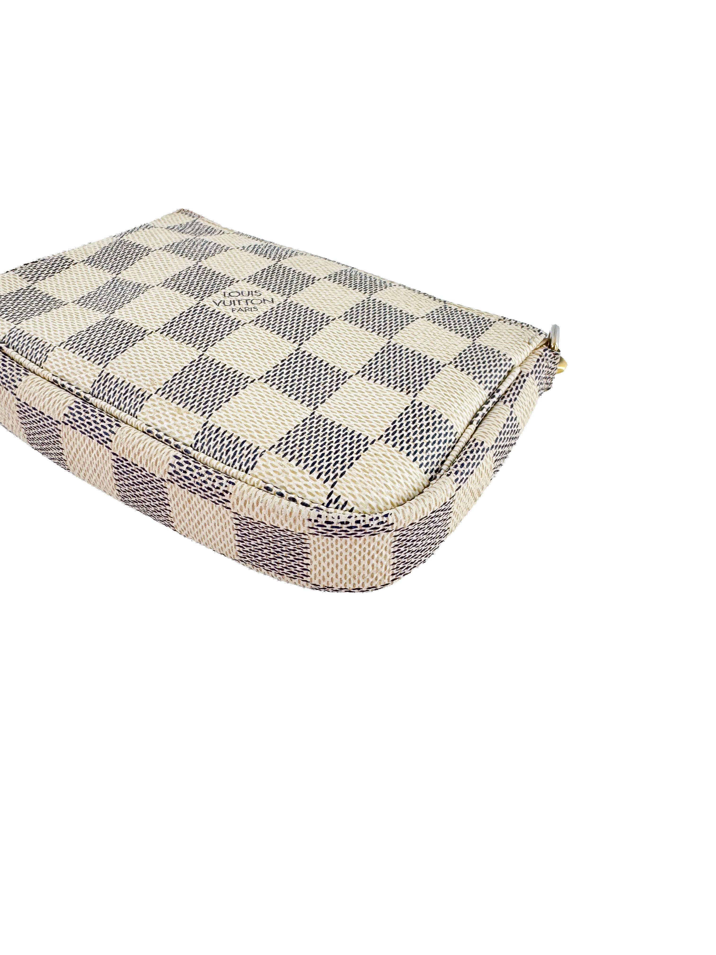 Louis Vuitton damier azur mini pochette DU4160