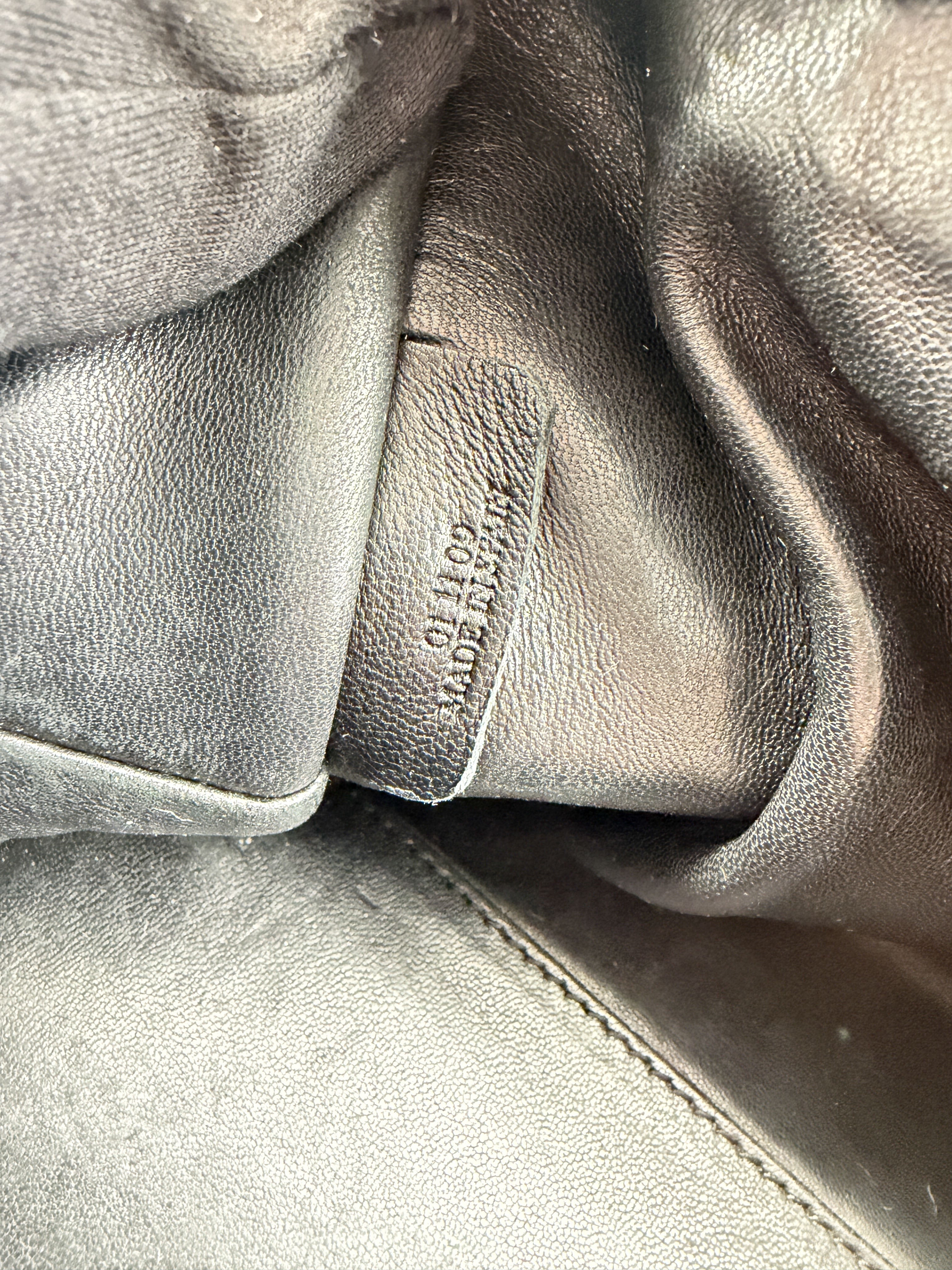 Loewe black Anagram Amazona 36 01.11.09