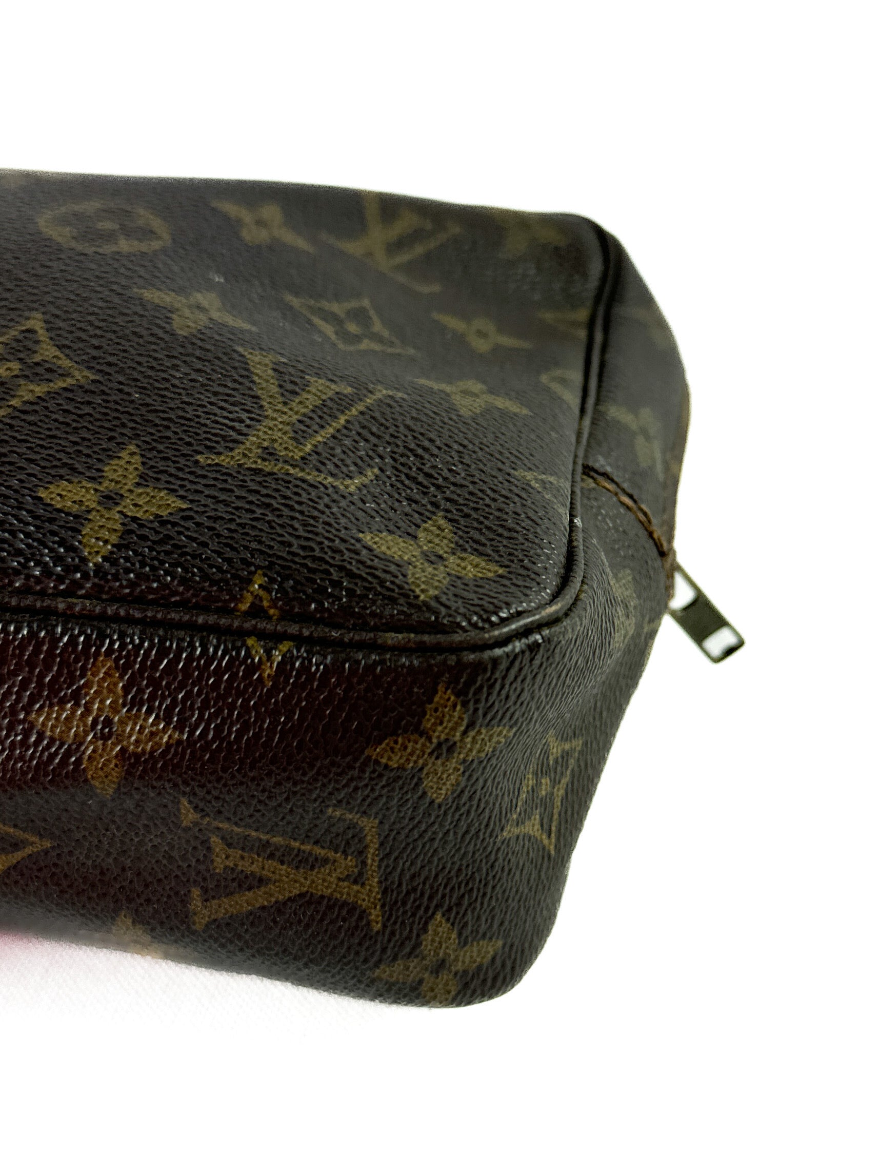 Louis Vuitton monogram vintage trousse toilette 23 pouch 862 TH