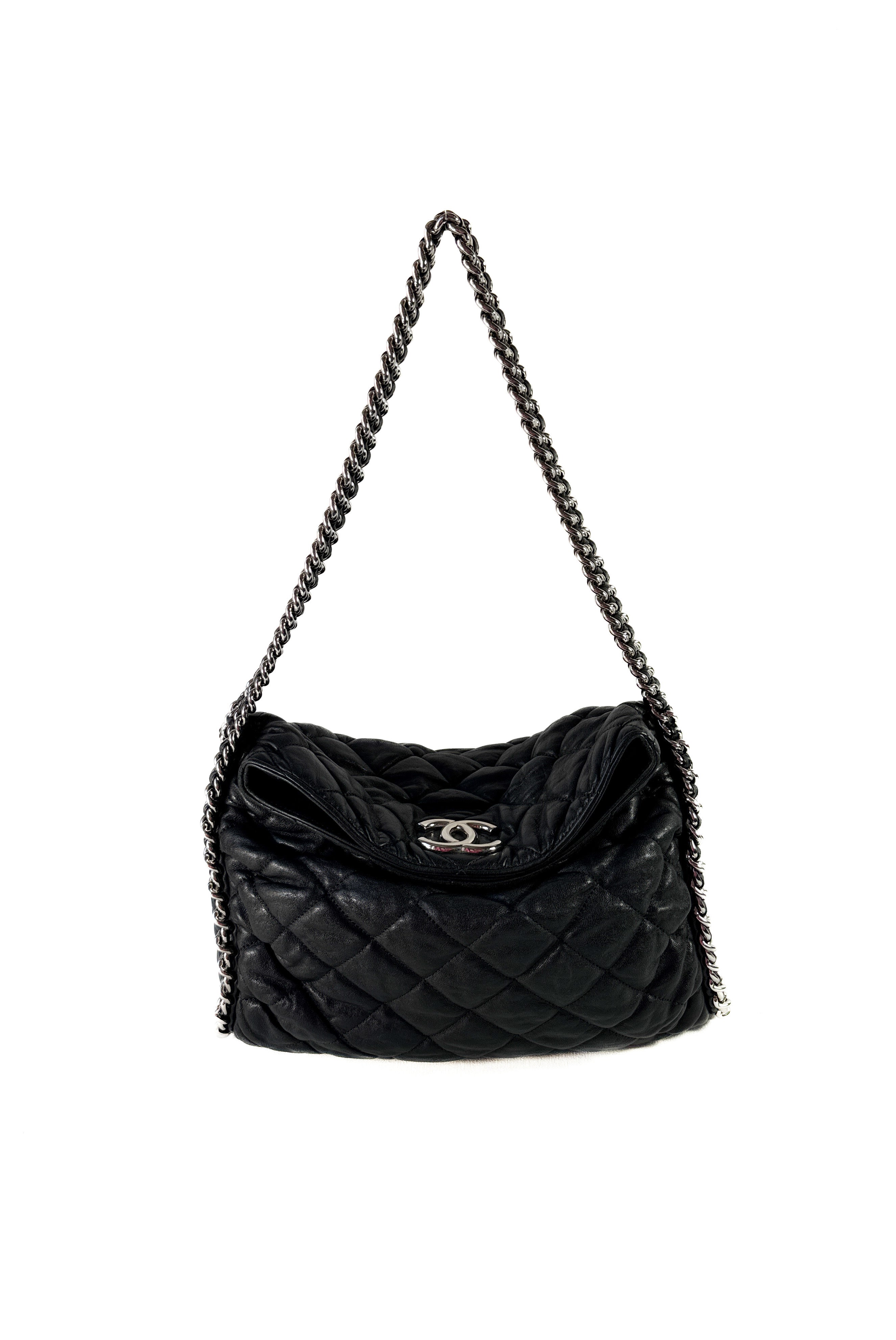 Chanel black chain around hobo quilted shoulder bag 15674661