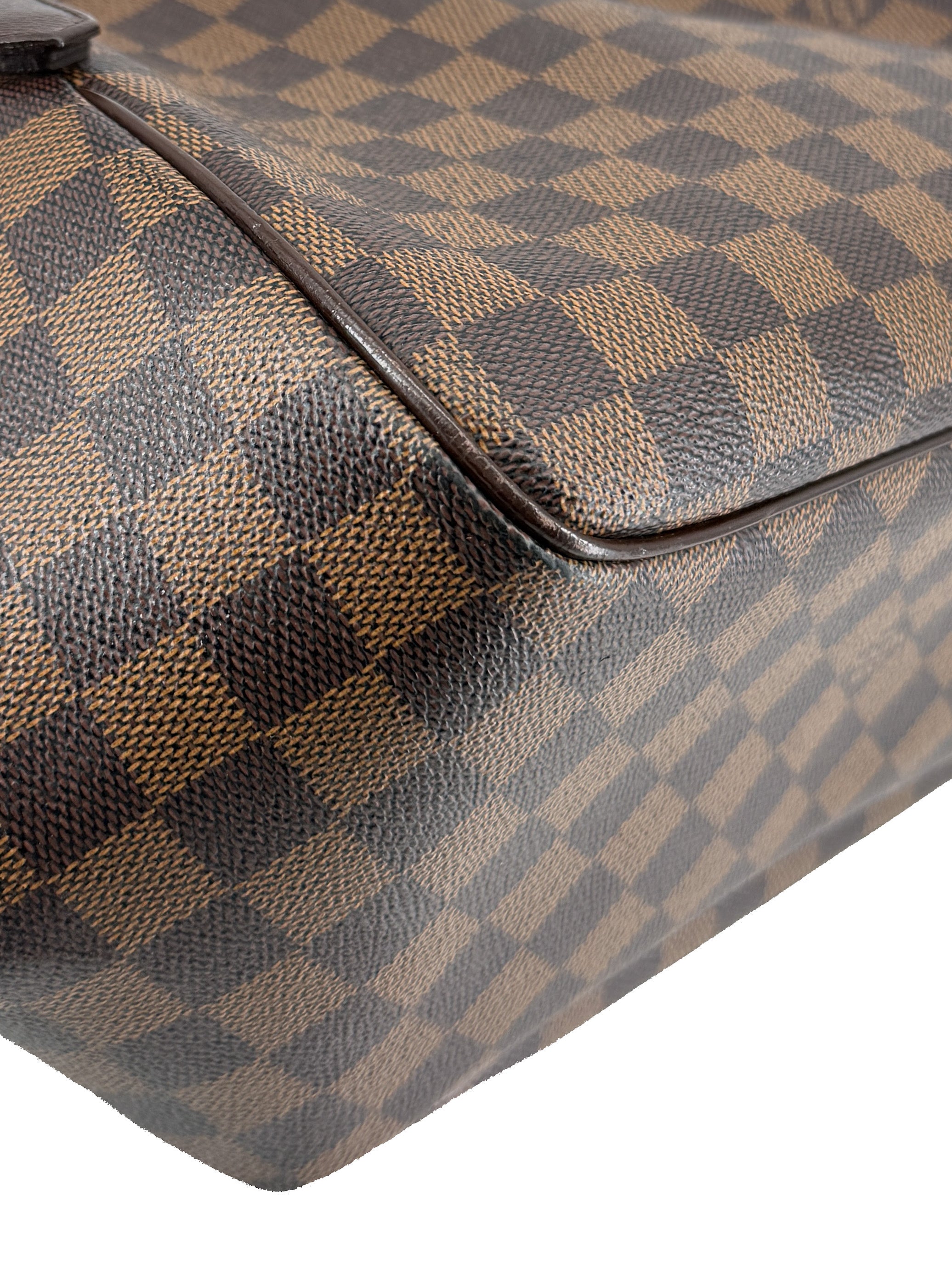Louis Vuitton damier ebene Belem MM AR0056