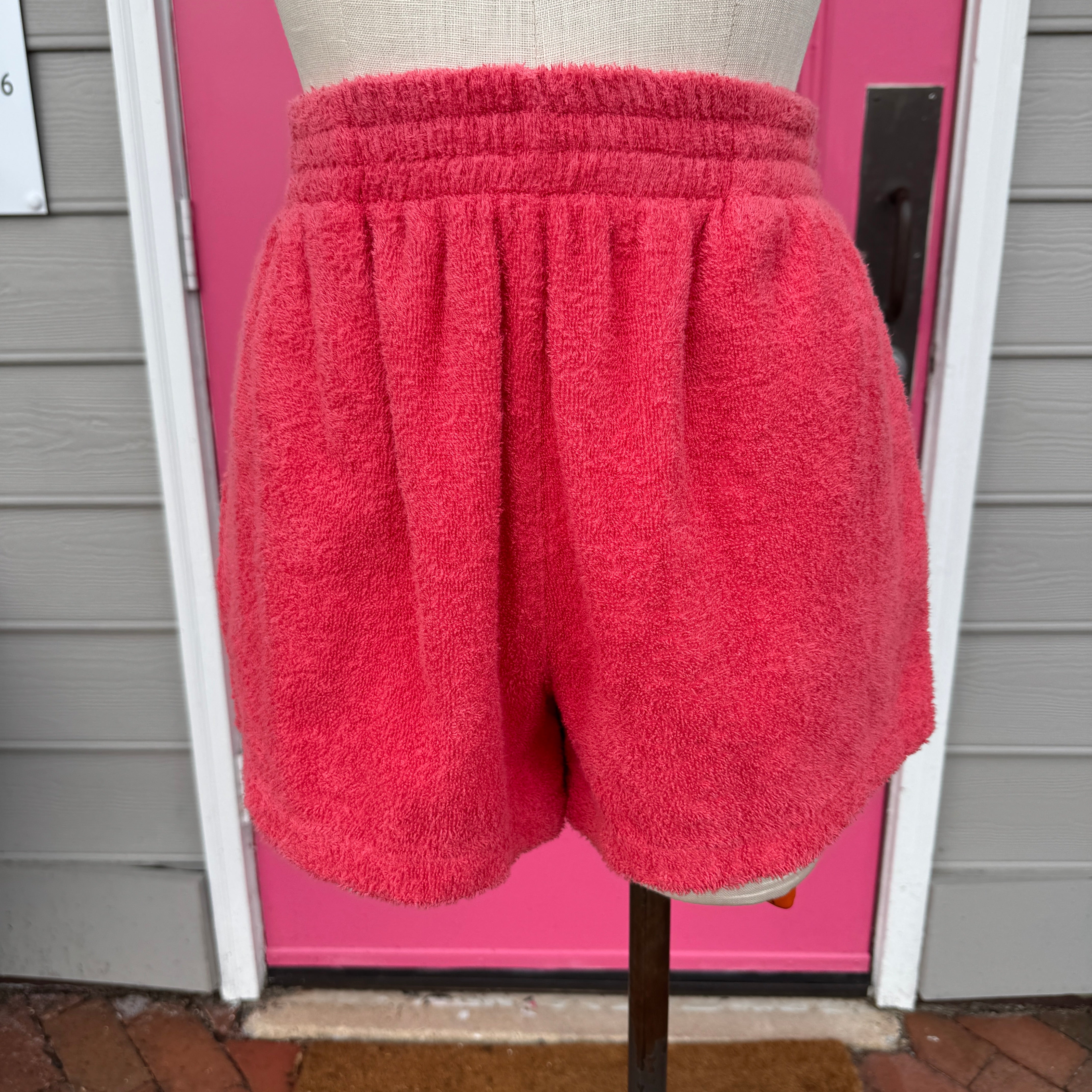 Mantra pink Alondra terry cloth shorts size M