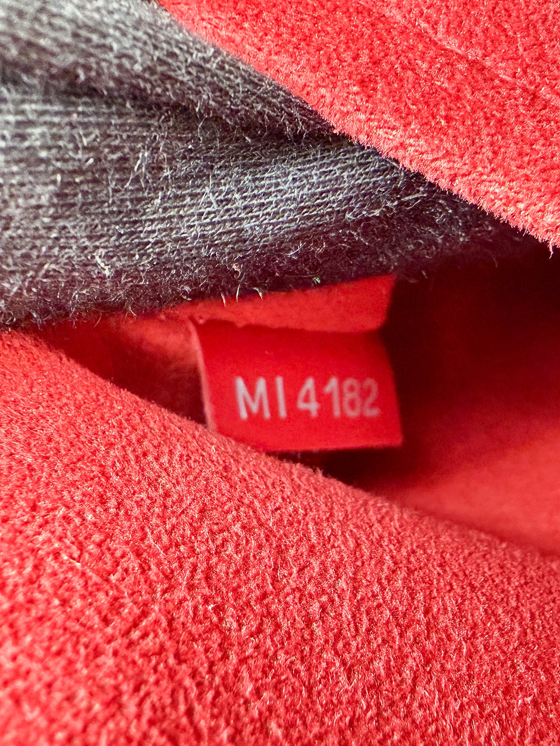 Louis Vuitton red epi Alma GM MI4182