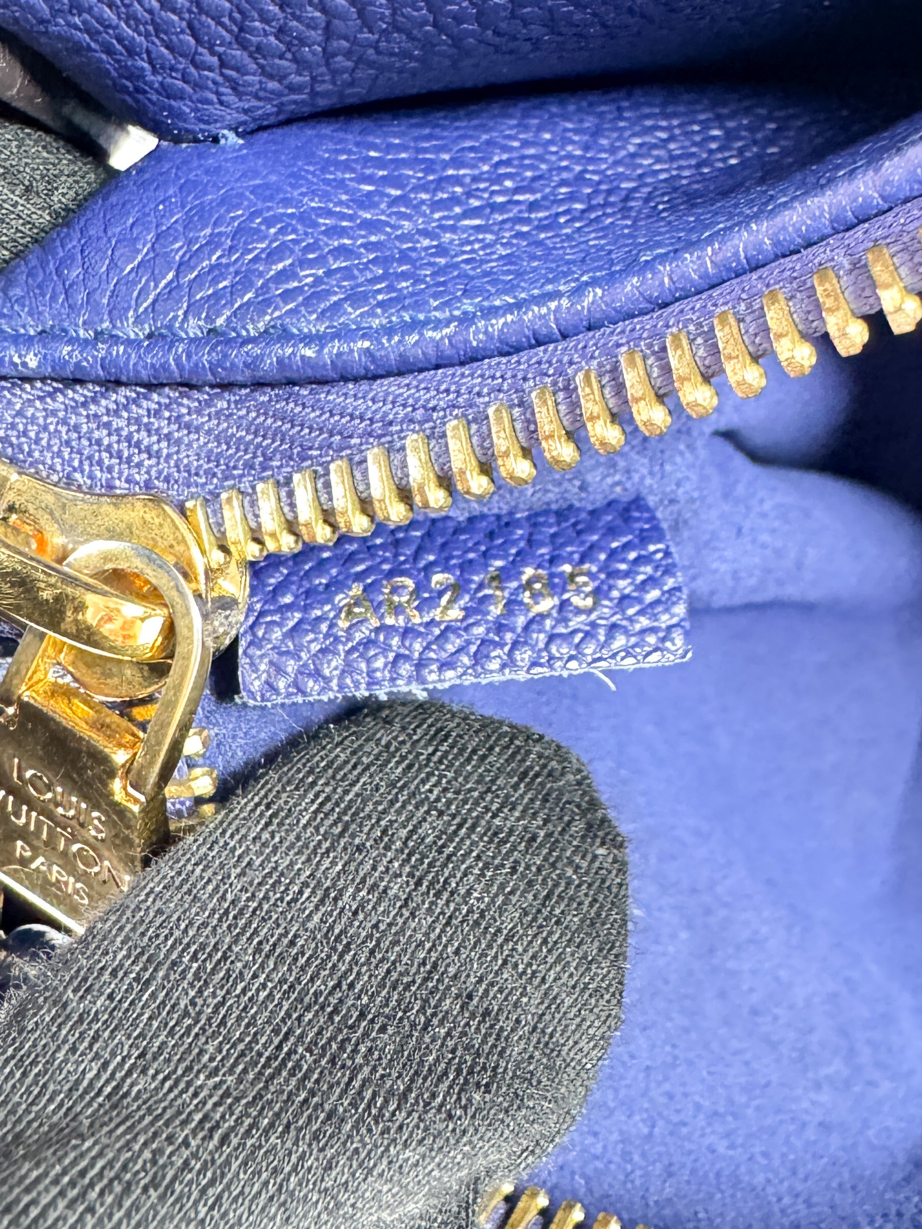Louis Vuitton monogram navy empreinte leather Twice crossbody AR2185