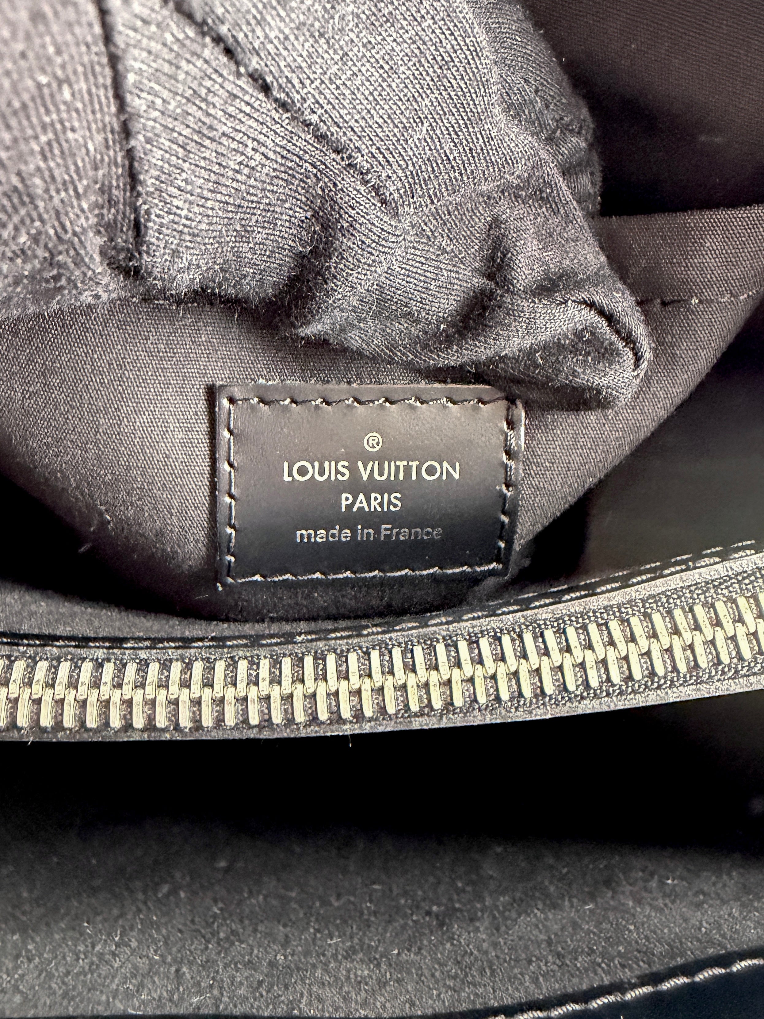 Louis Vuitton black epi leather Passy PM