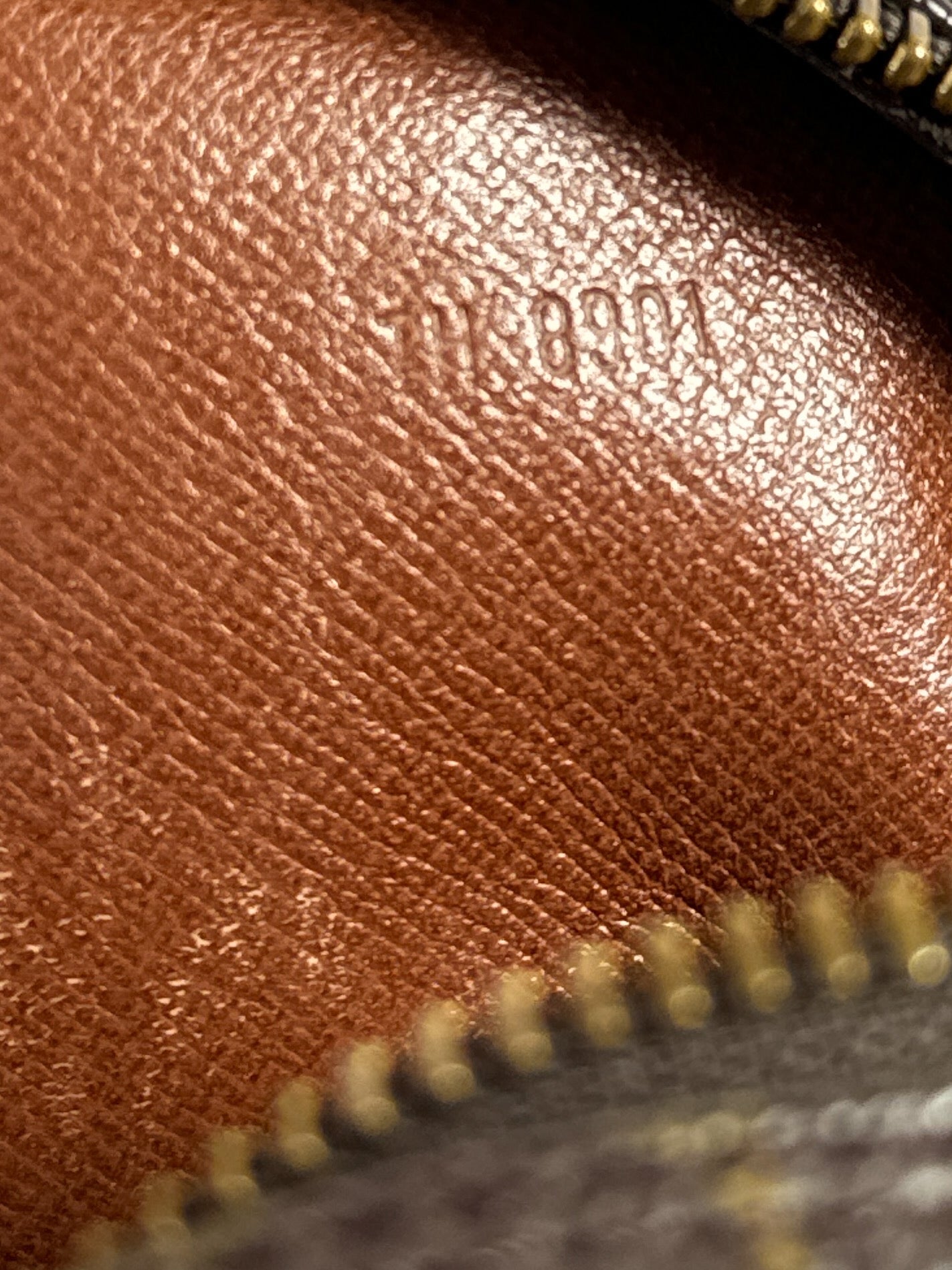 Louis Vuitton monogram vintage Amazone crossbody TH 8901