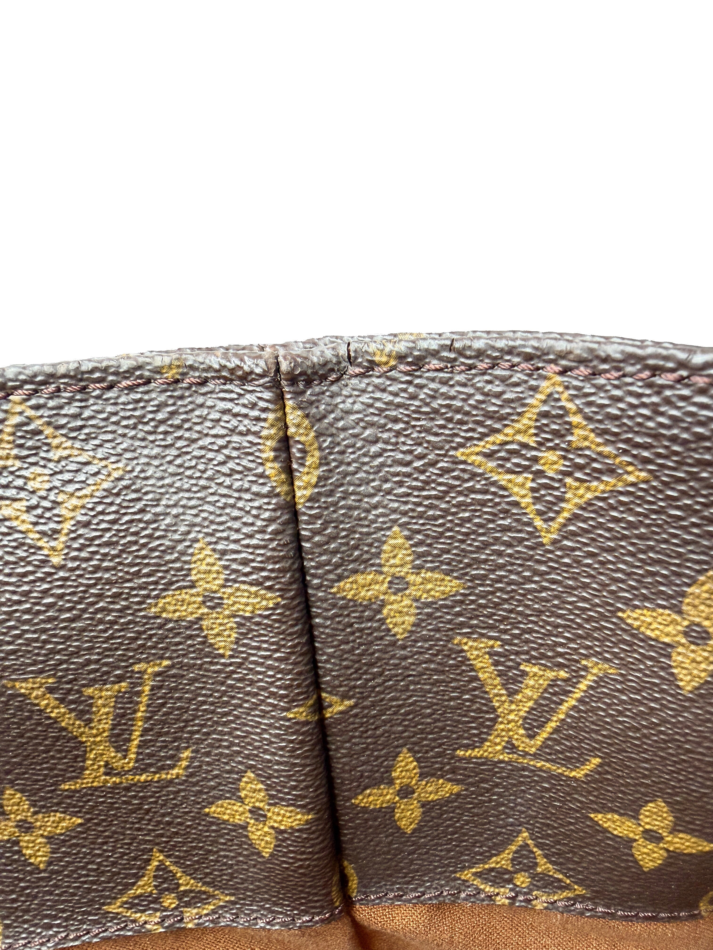 Louis Vuitton monogram Cabas Alto AR0050