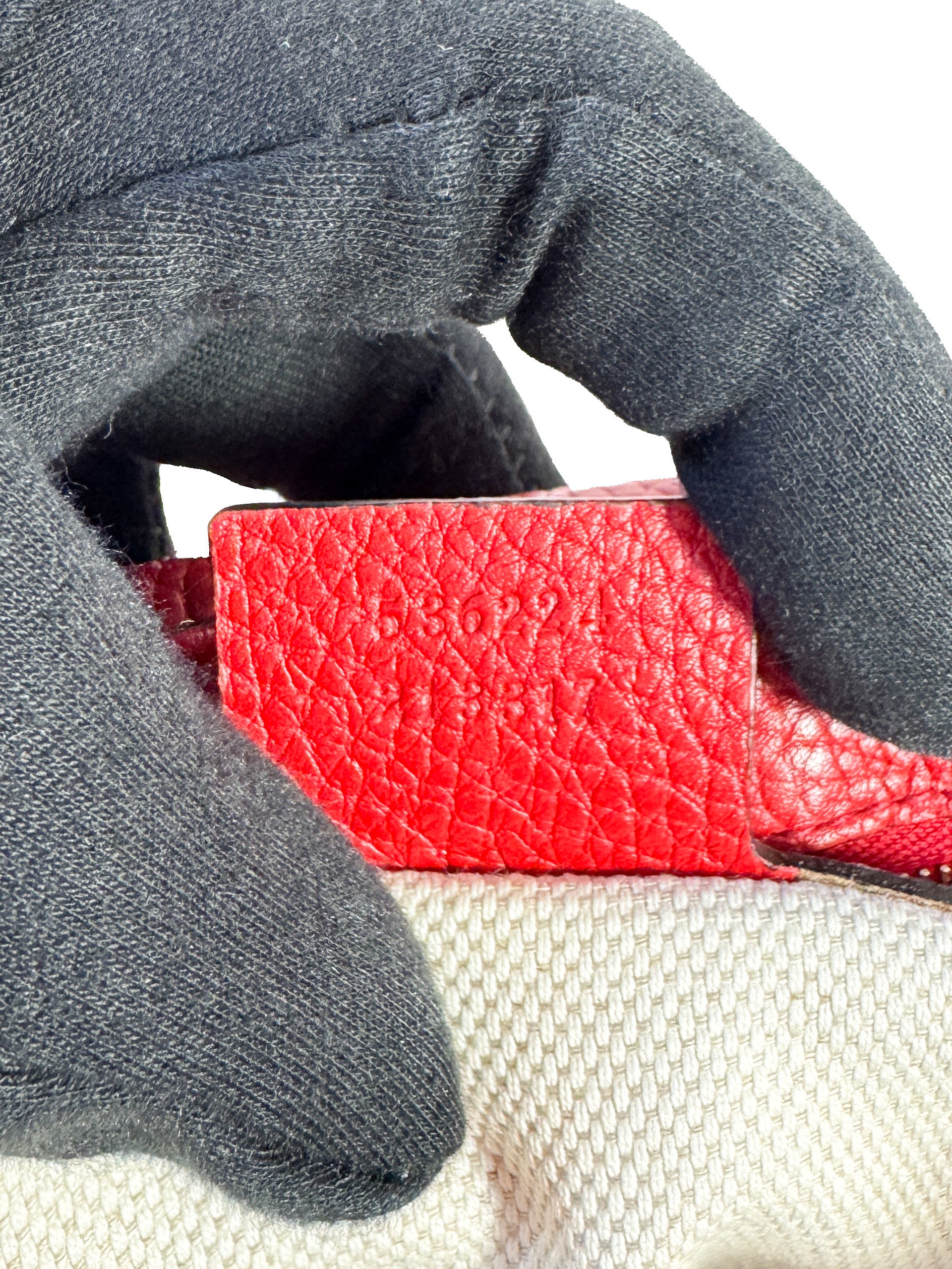 Gucci red leather Medium Soho Flap Crossbody 536224 213317