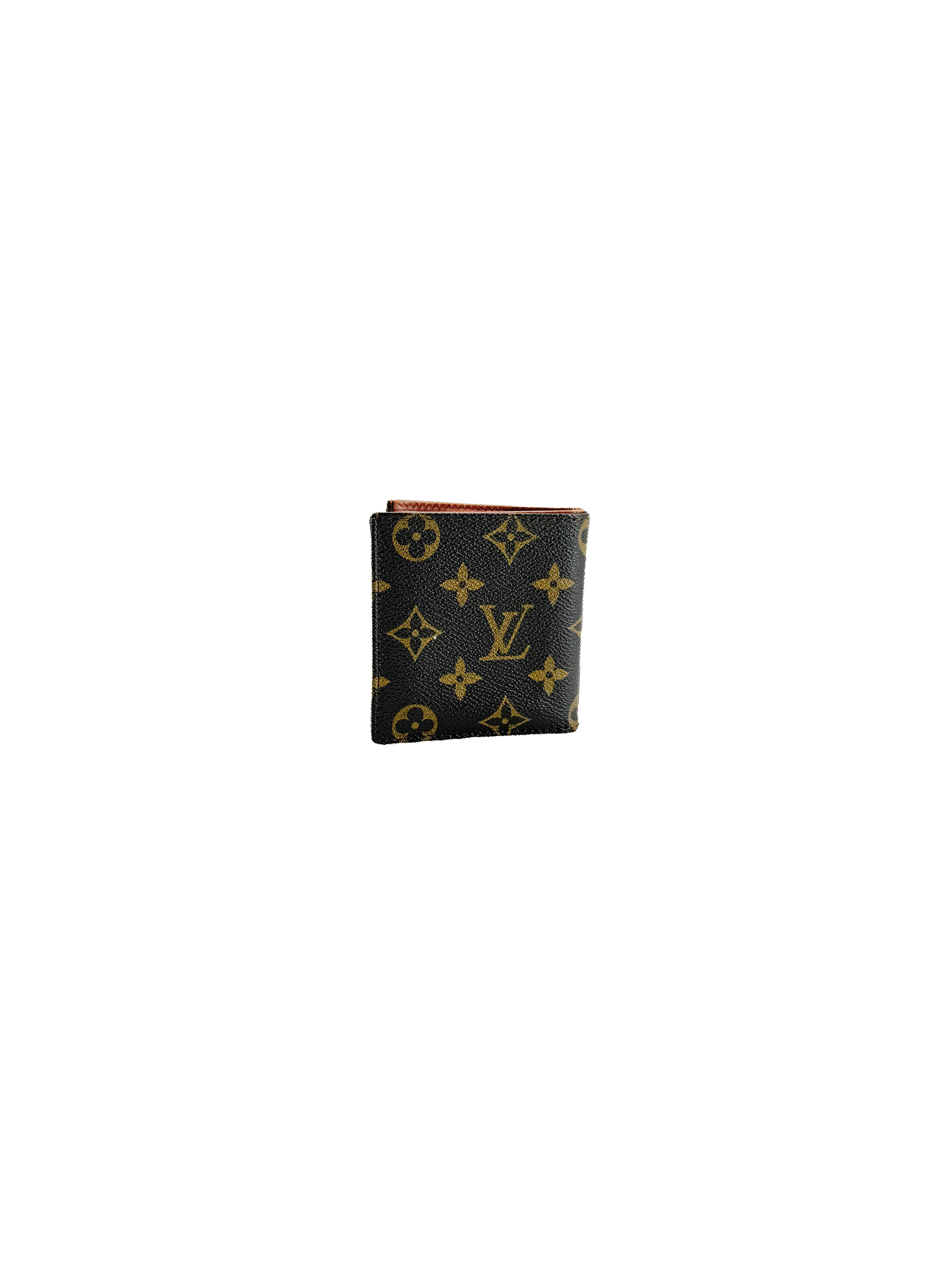 Louis Vuitton monogram bifold wallet 852