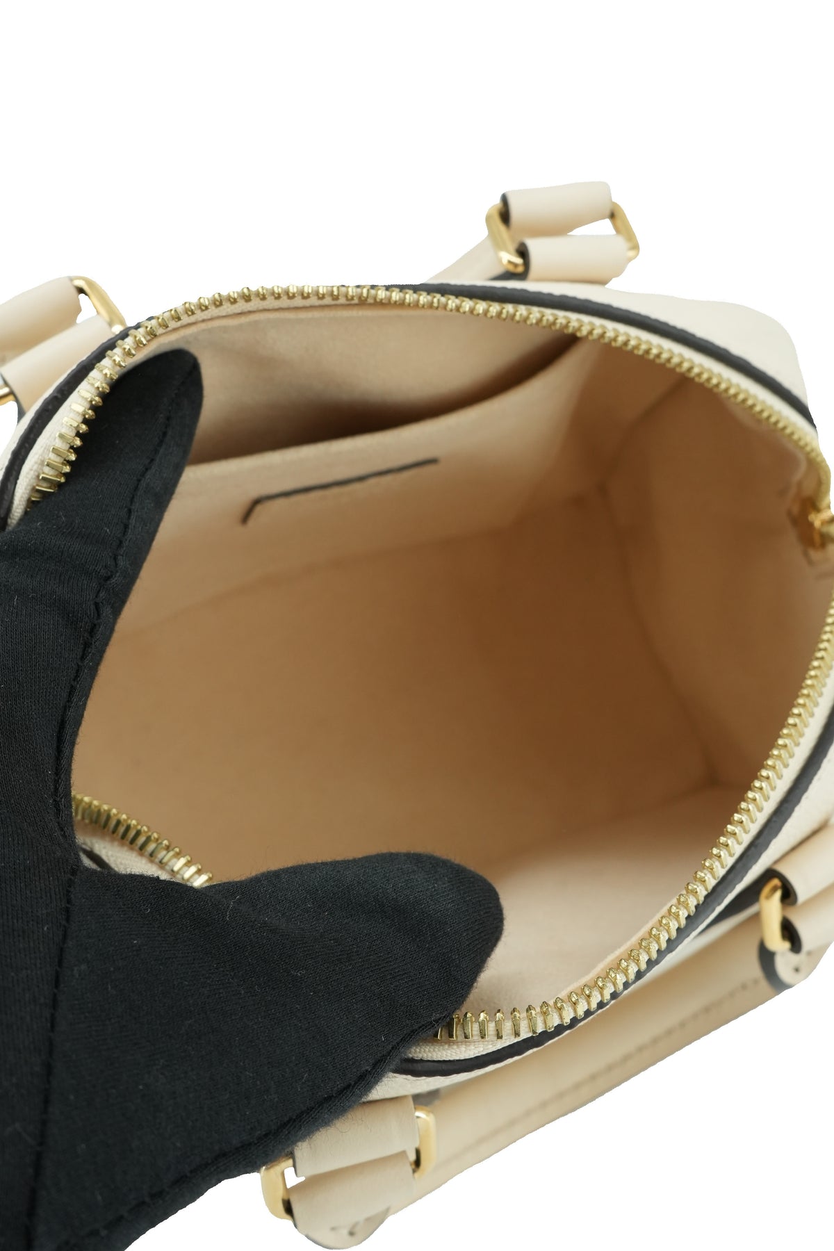 Louis Vuitton cream empreinte Speedy 20 NFC