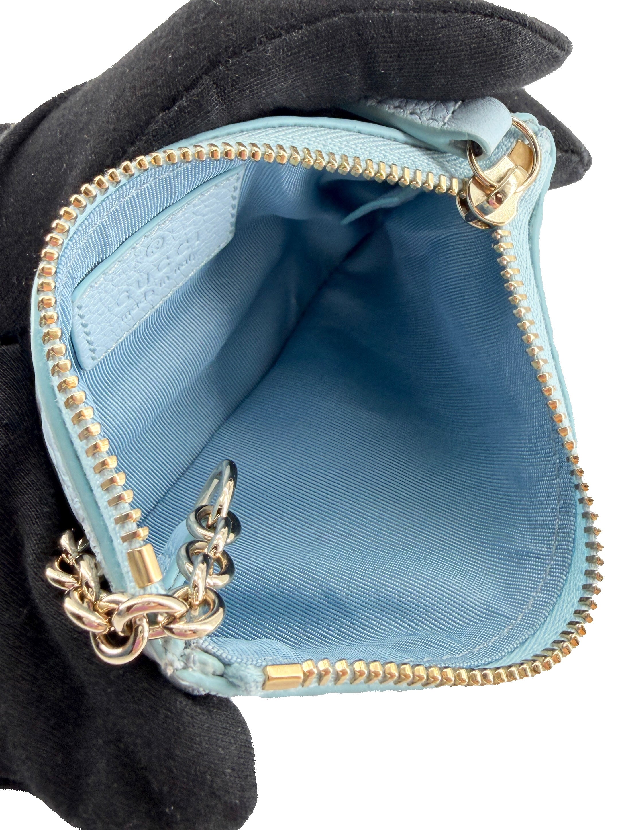 Gucci light blue leather Emblem zip key case 815891 1147