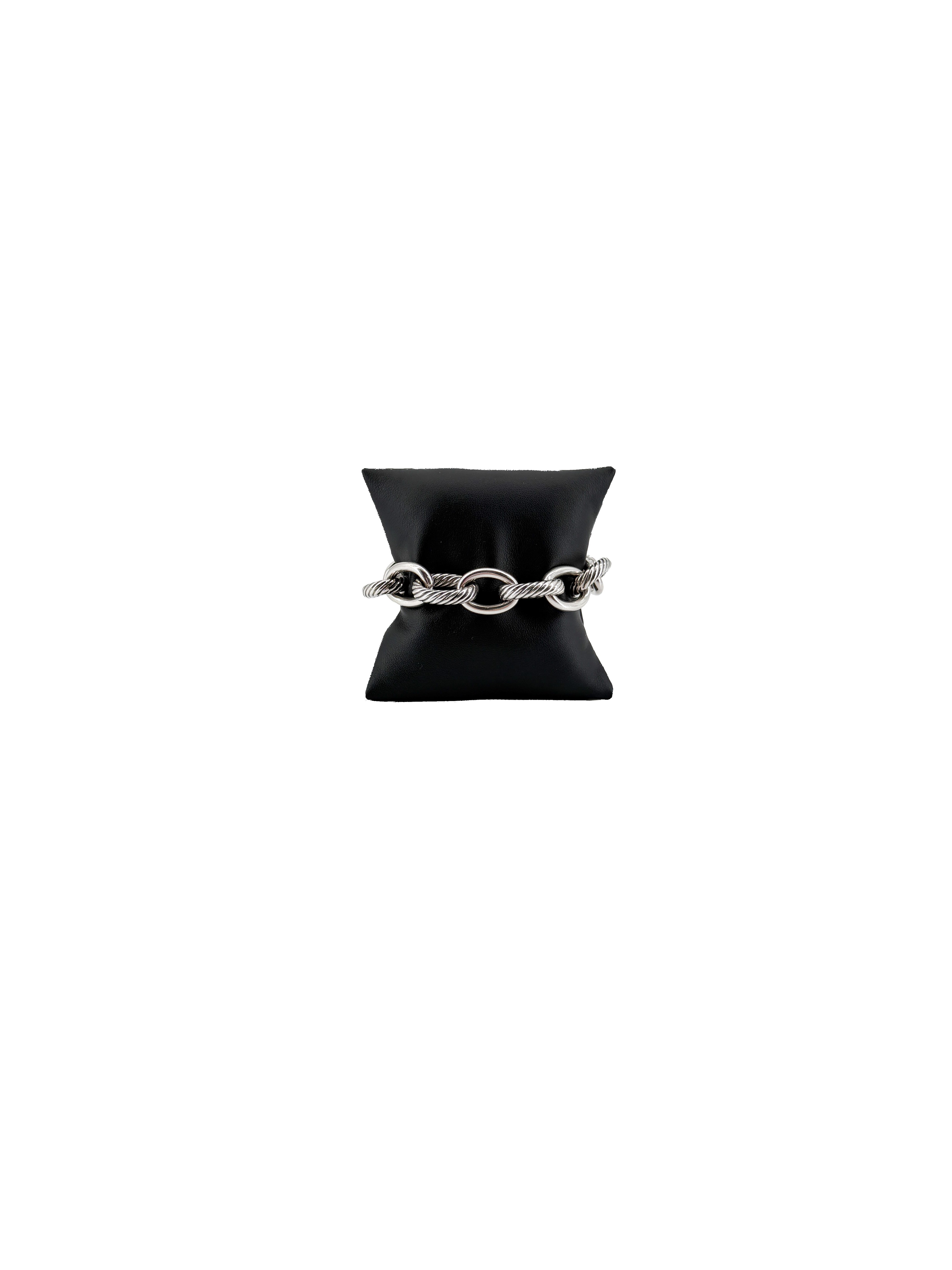 David Yurman sterling silver 17MM oval link bracelet