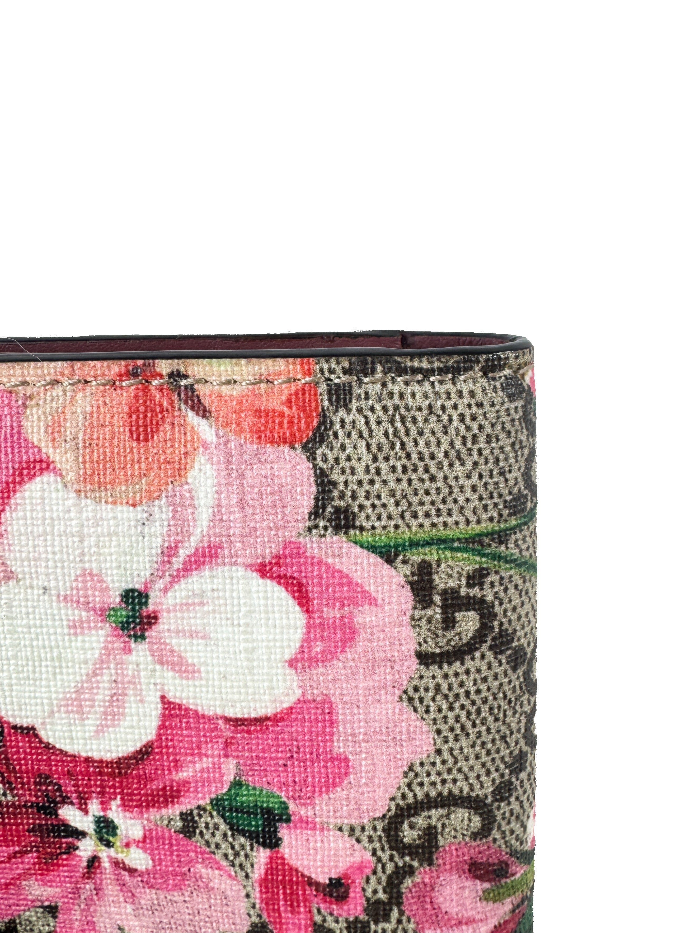 Gucci GG Supreme Blooms compact wallet 410088-525040