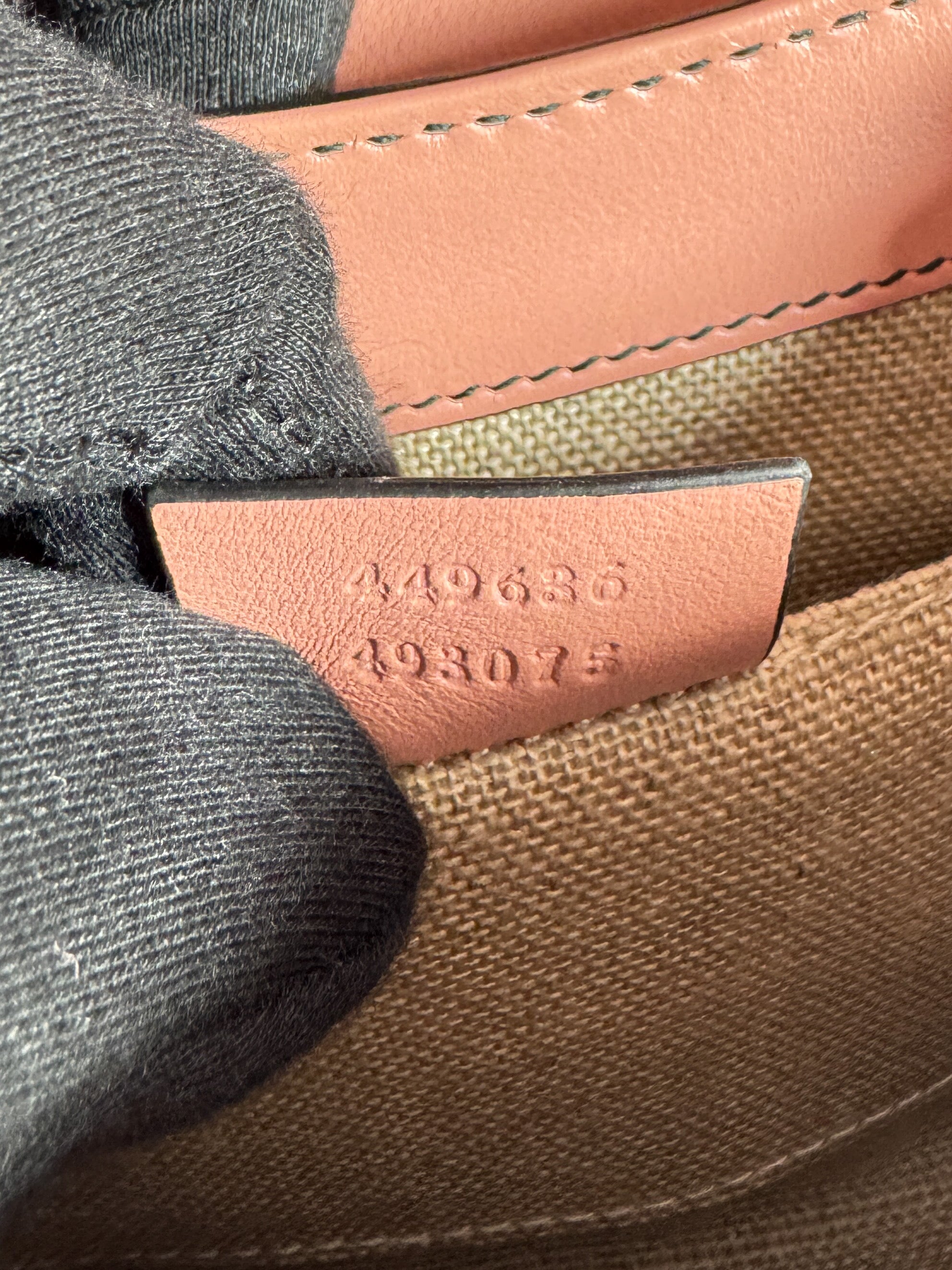 Gucci Microguccissima Mini Emily light pink leather crossbody