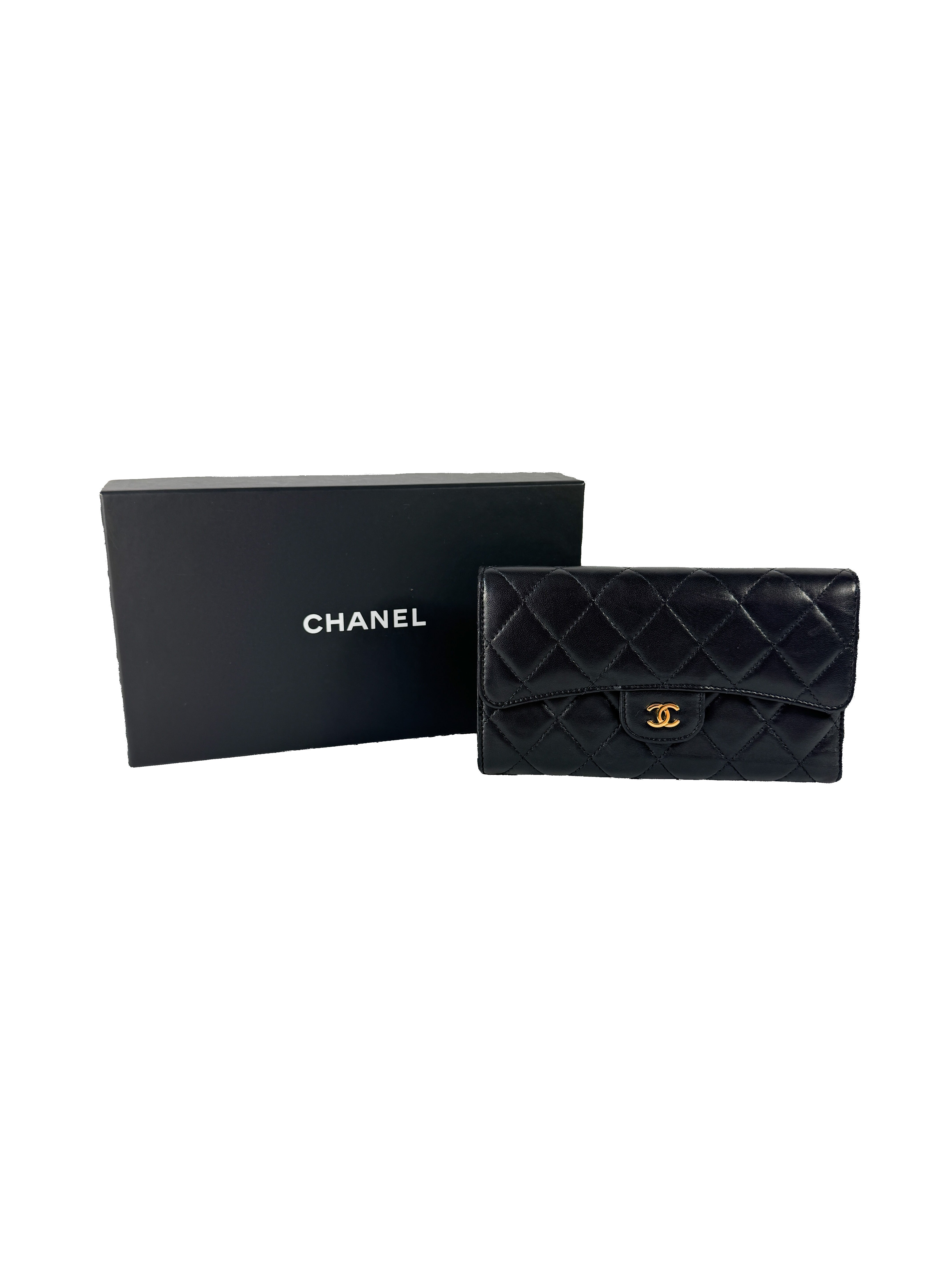 Chanel black lambskin flap full wallet 20072165