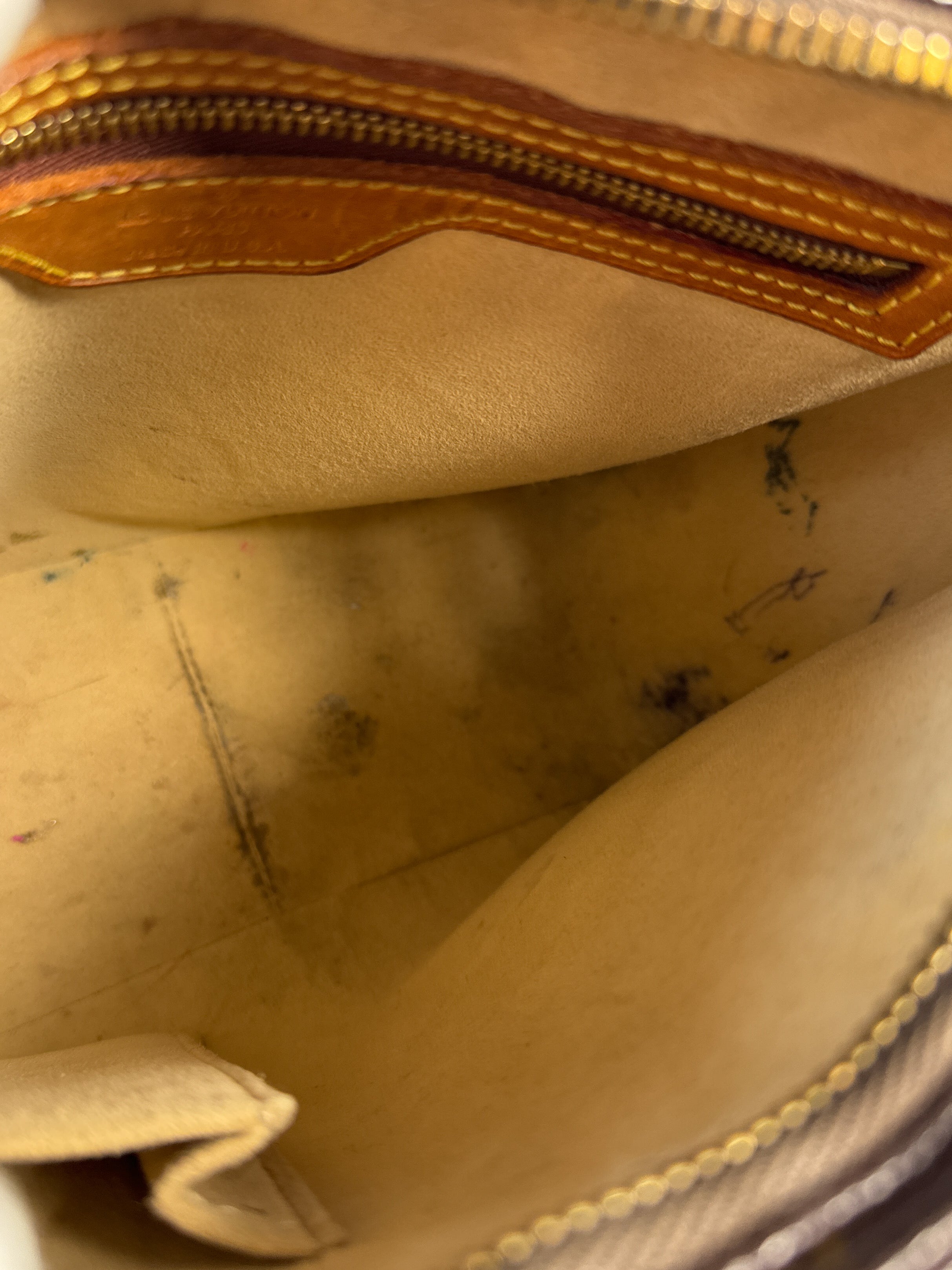 Louis Vuitton monogram looping MM shoulder bag SD1021