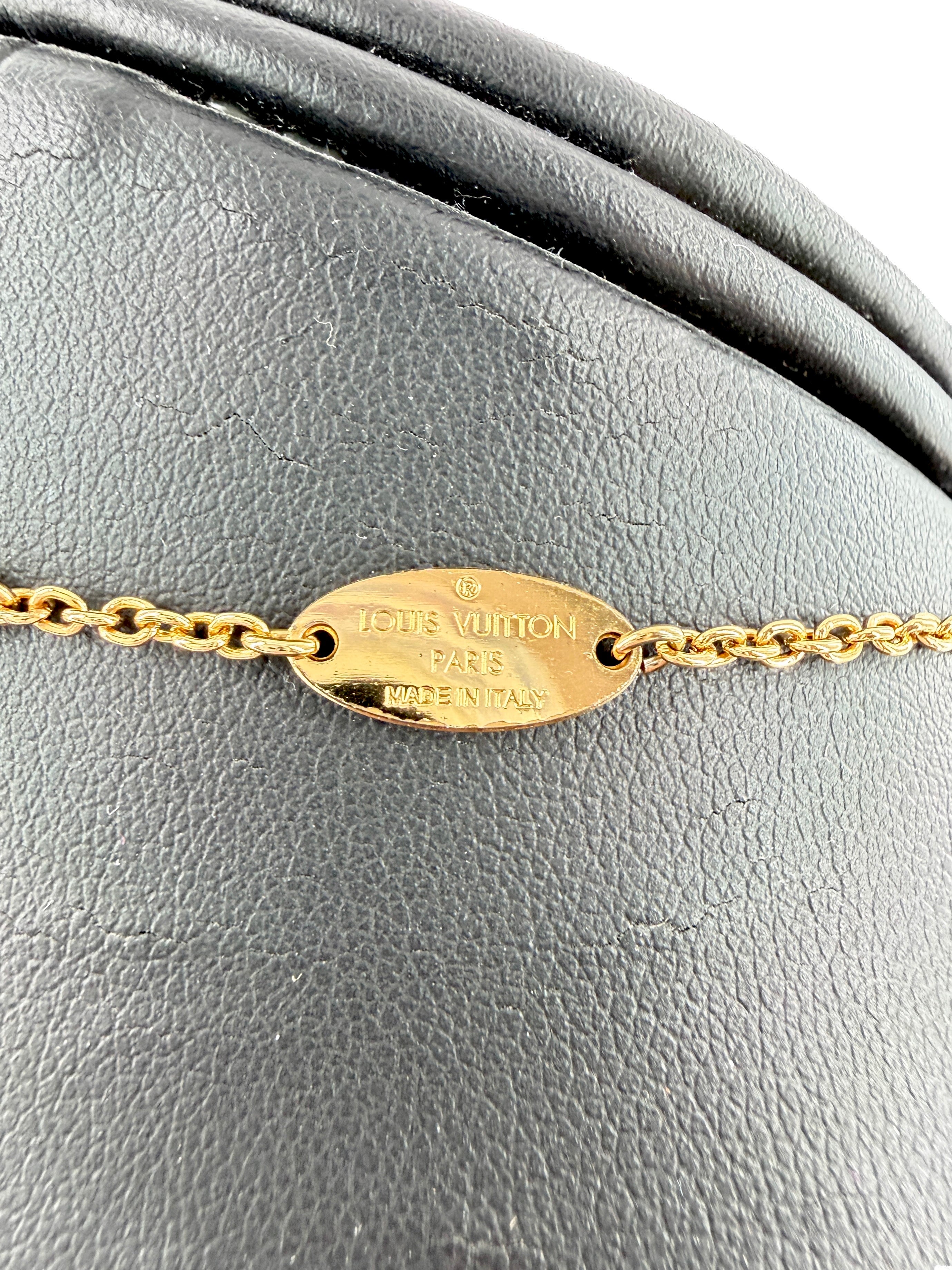 Louis Vuitton gold tone Essential V necklace OB1109