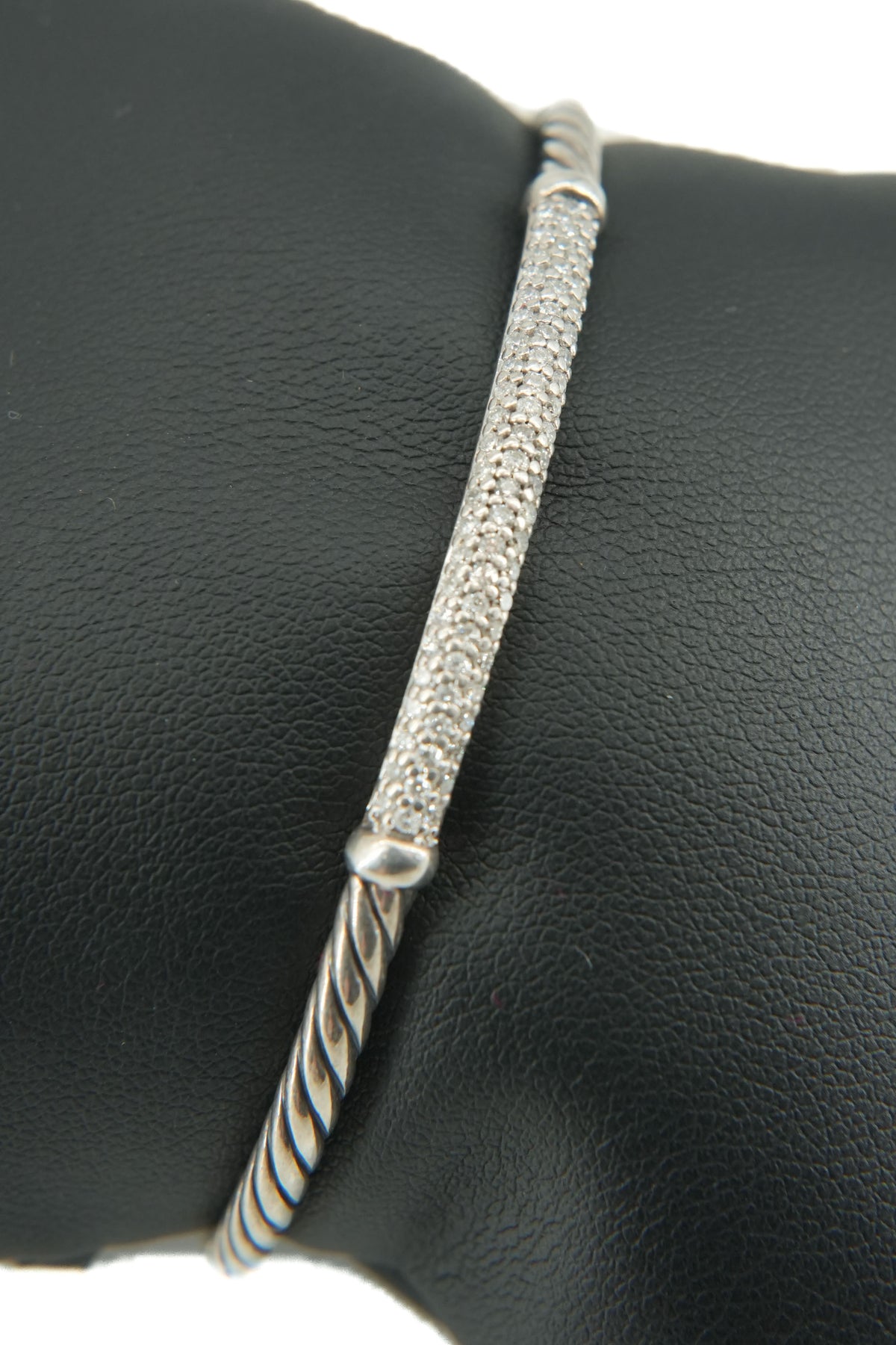 David Yurman sterling silver diamond Petite Metro bar hinged bangle